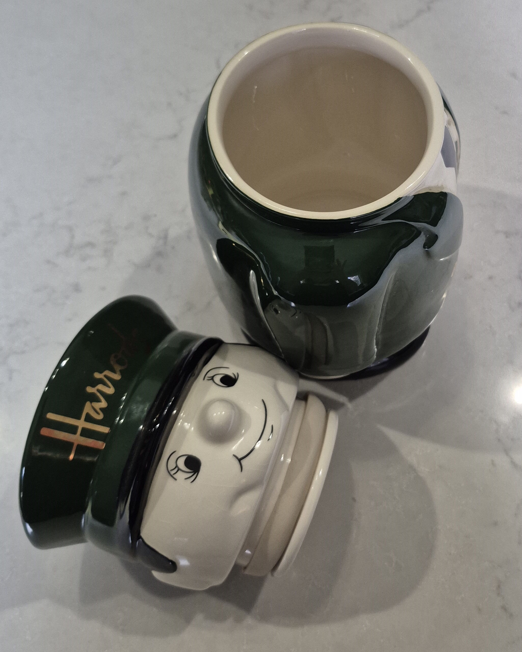 Cookie Jar- Harrods Knightsbridge Green Ceramic Doorman - photo 2