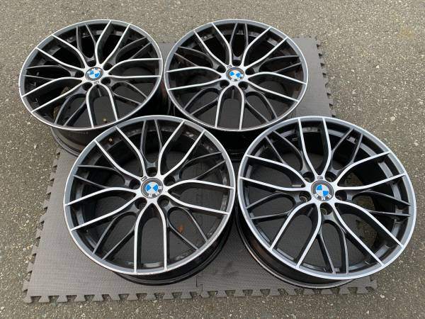 Set of 20X8/8.5 BMW Forged Style 405M rims in good used cond - photo 4