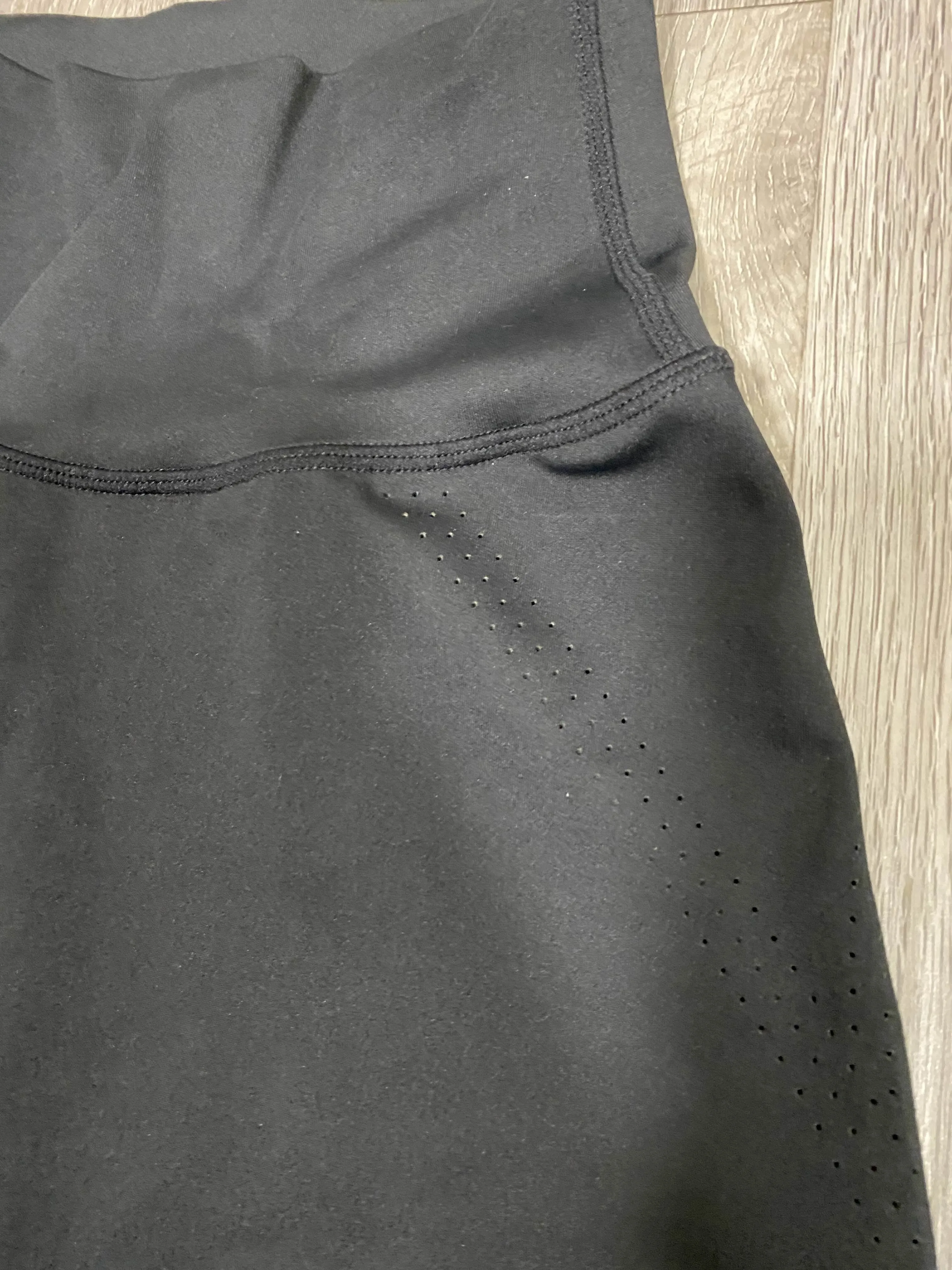 Buffbunny - Lit Laser Cut Legging - Onyx Black image indicator(3)