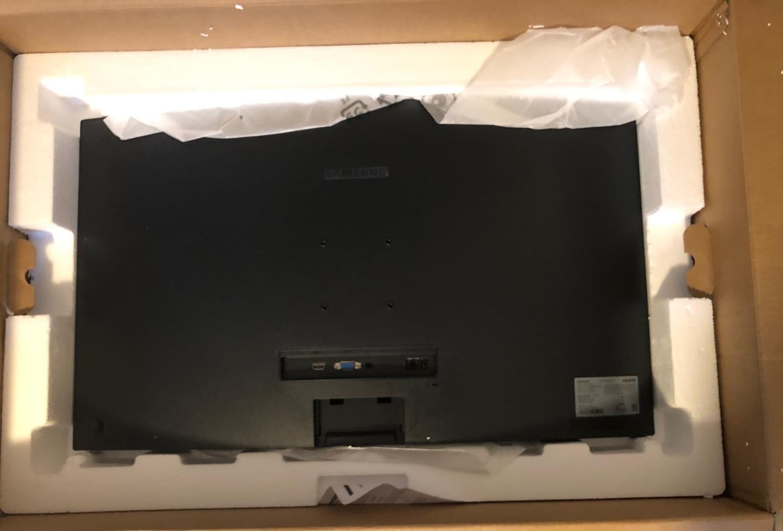 Samsung Computer Screen Monitor - photo 2