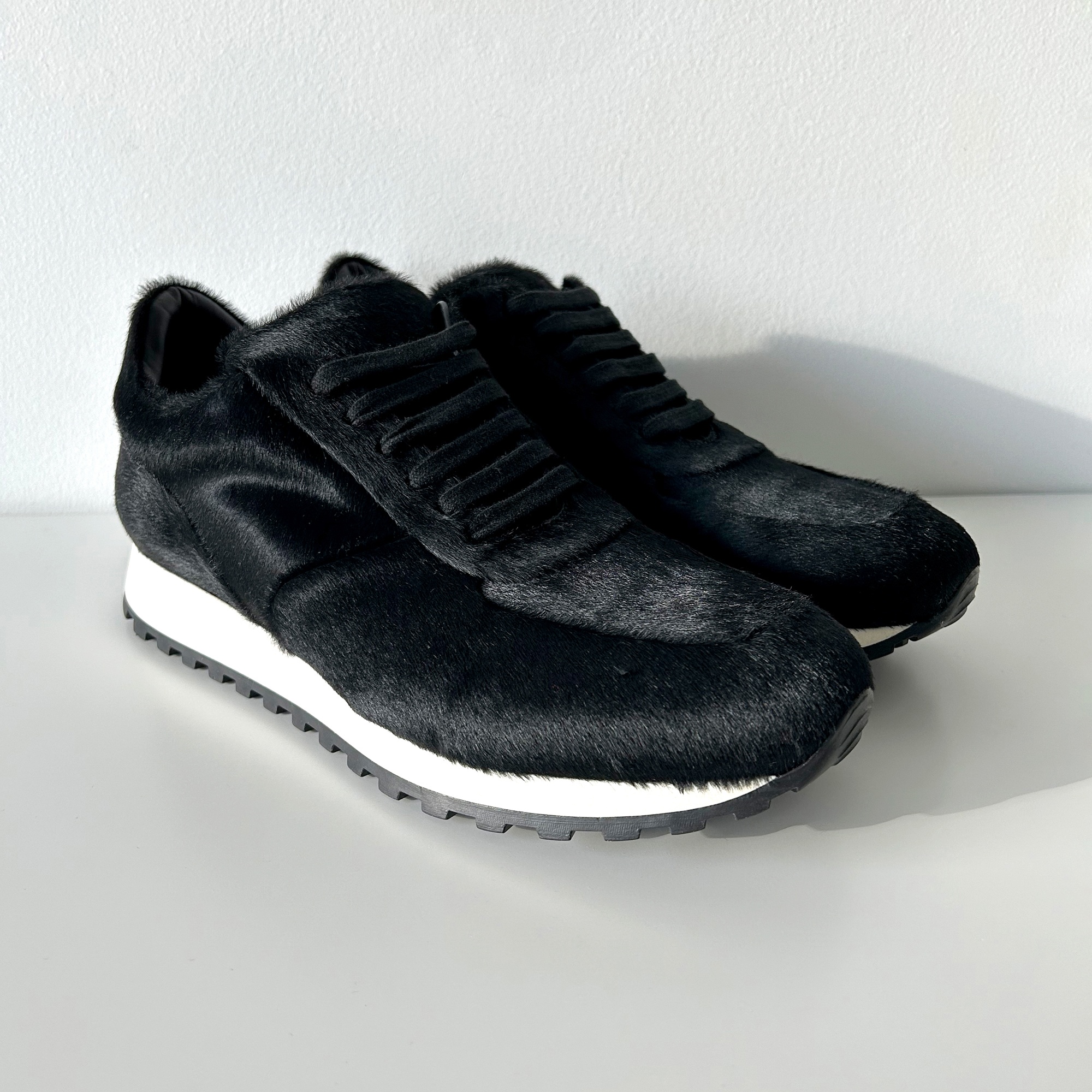 [RARE] Wings+Horns Calf Hair Trainer (US 8.5~9 / EU 42)