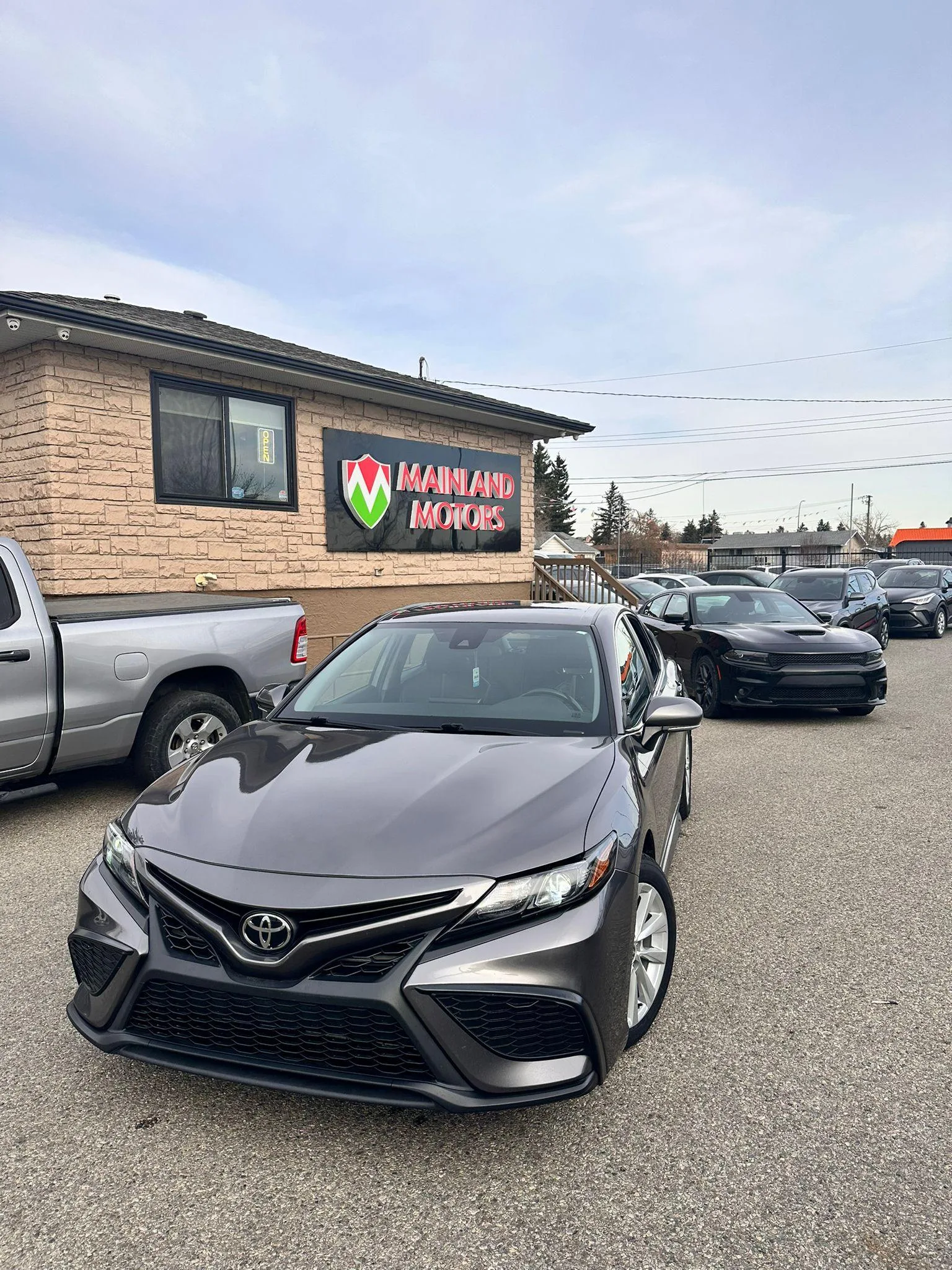 Toyota Camry SE image indicator(5)