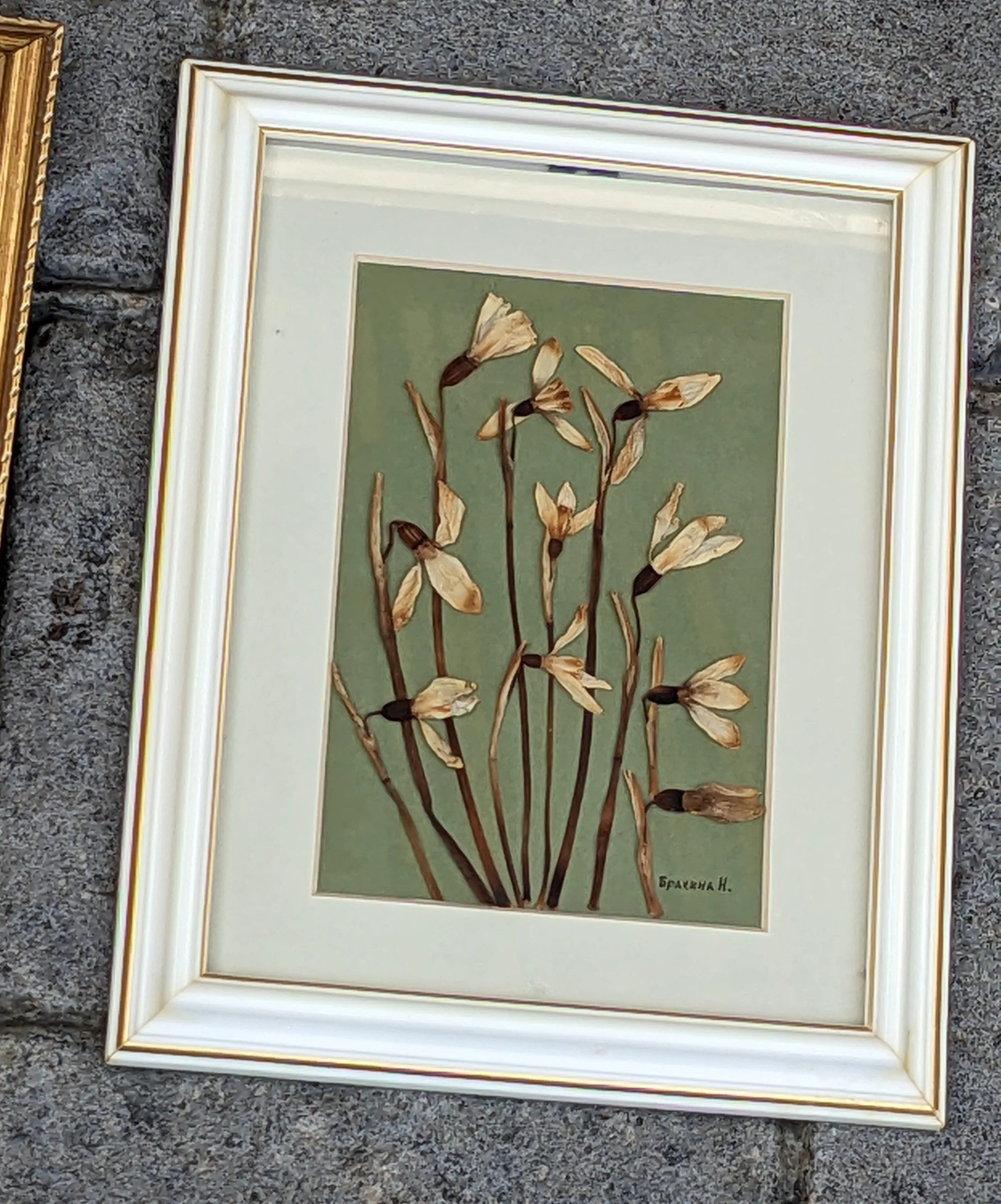 3 Old Vintage Pictures made of flowers and leaves image indicator(2)