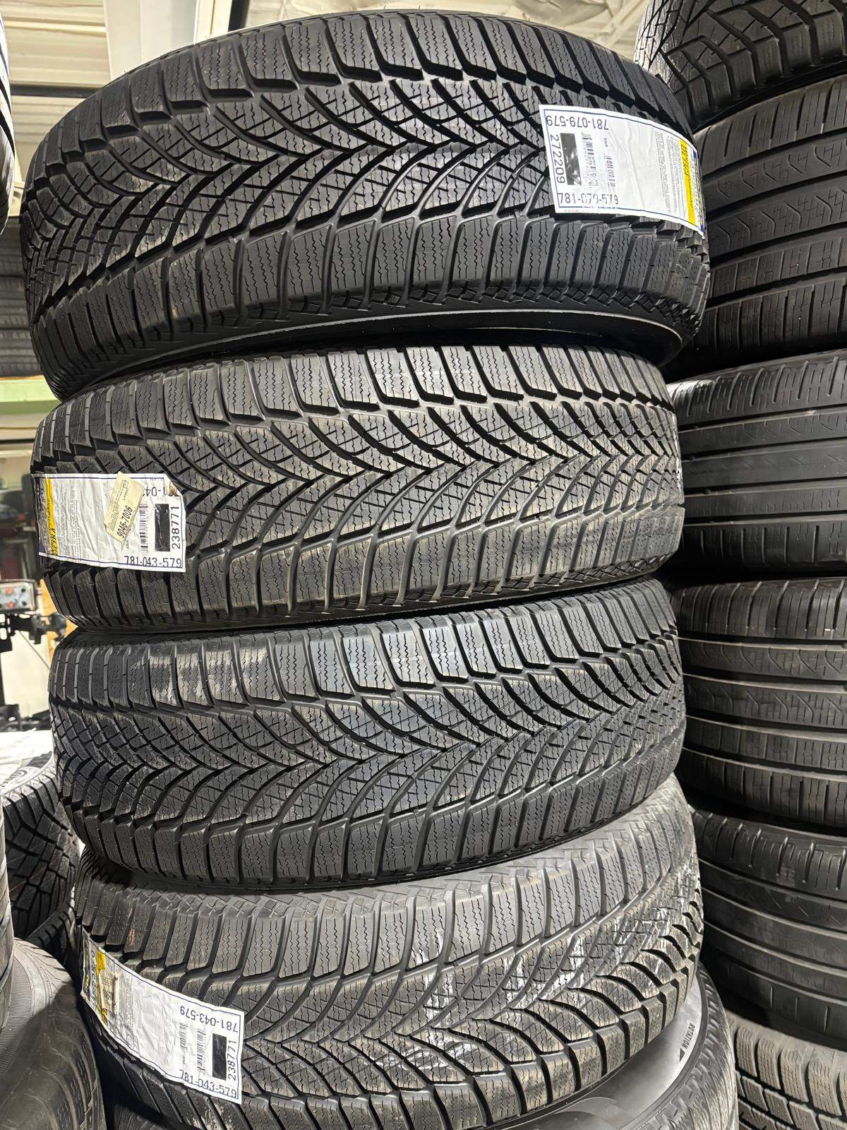 NEW 235/55/R20 Goodyear snows-Lexus RX/Highlander/Murano/QX60/SR - photo 2
