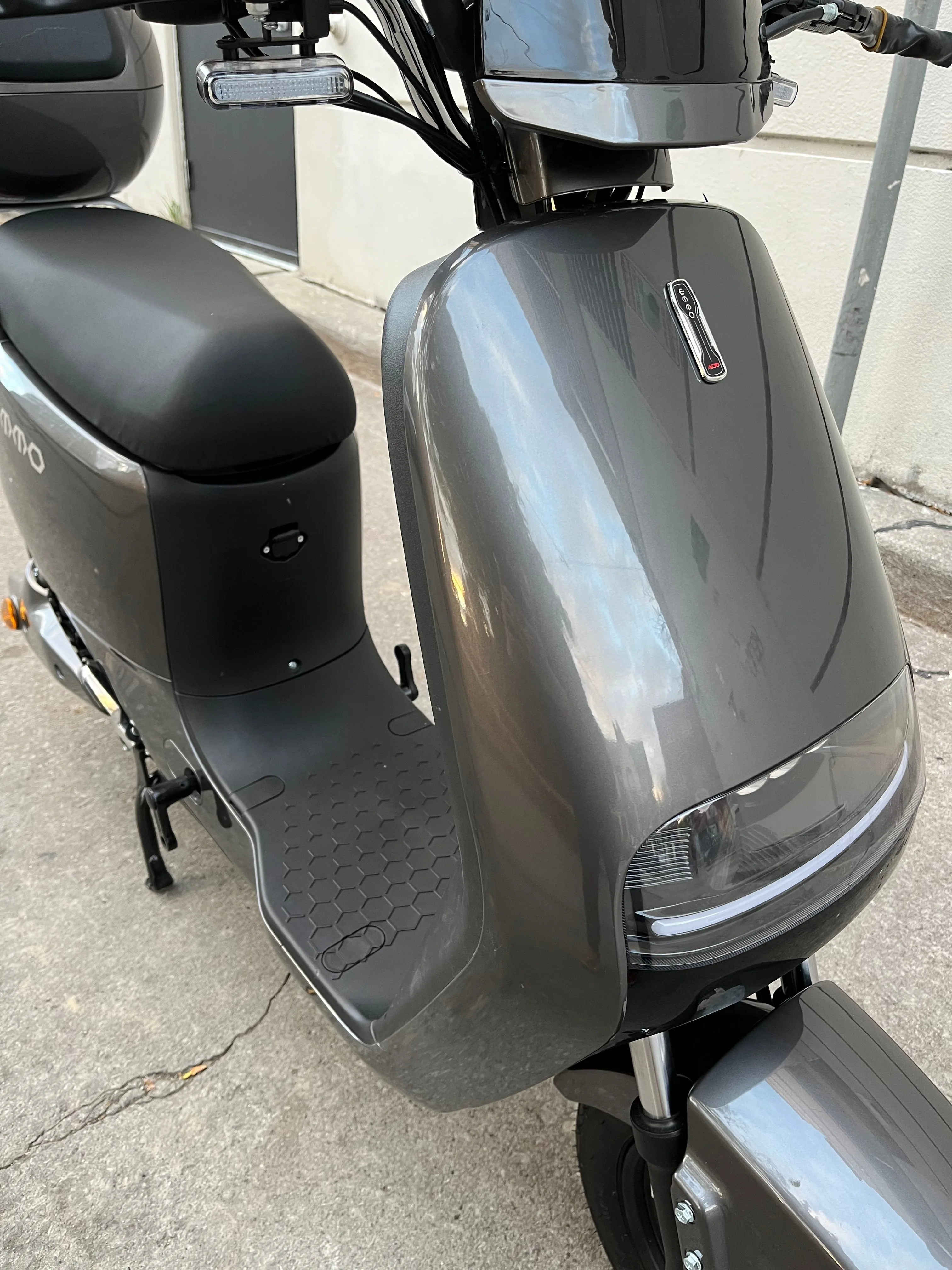 EMMO ADO Electric Moped | Showroom Demo / Full Warranty