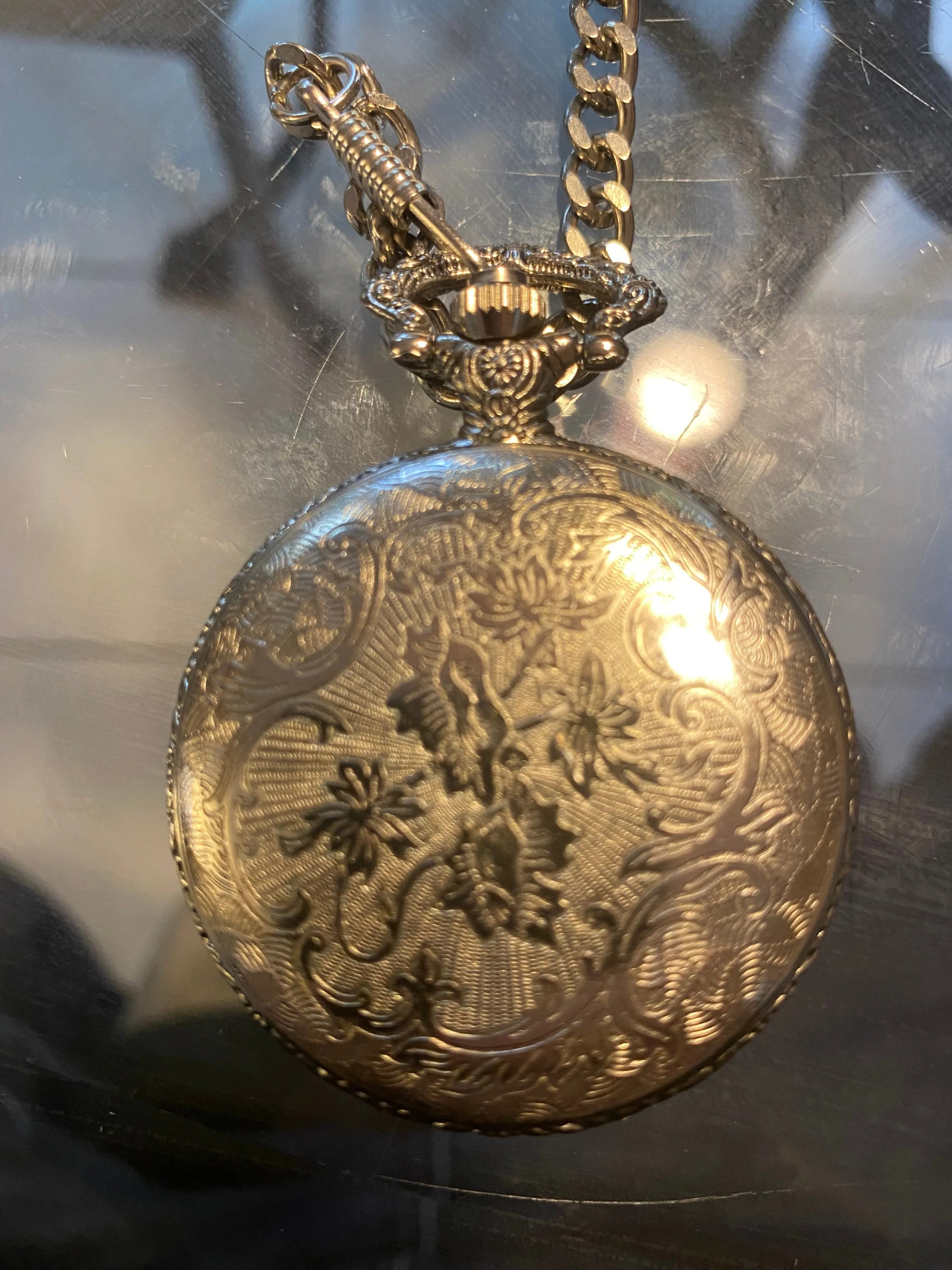 Eagle Star & Philip Wells Pocket Watches image indicator(8)