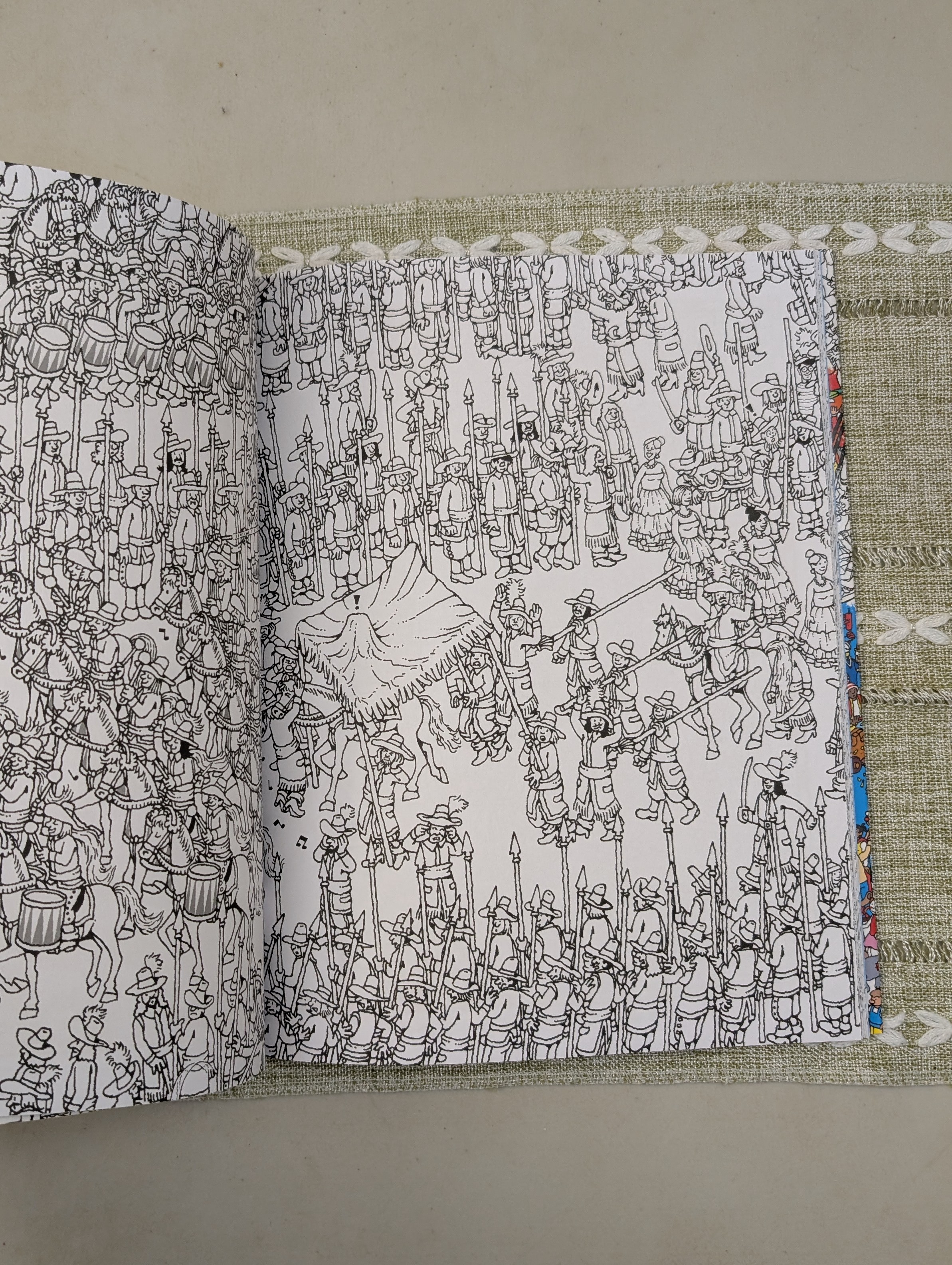 Where's Waldo? The coloring book (Paperback) - photo 2