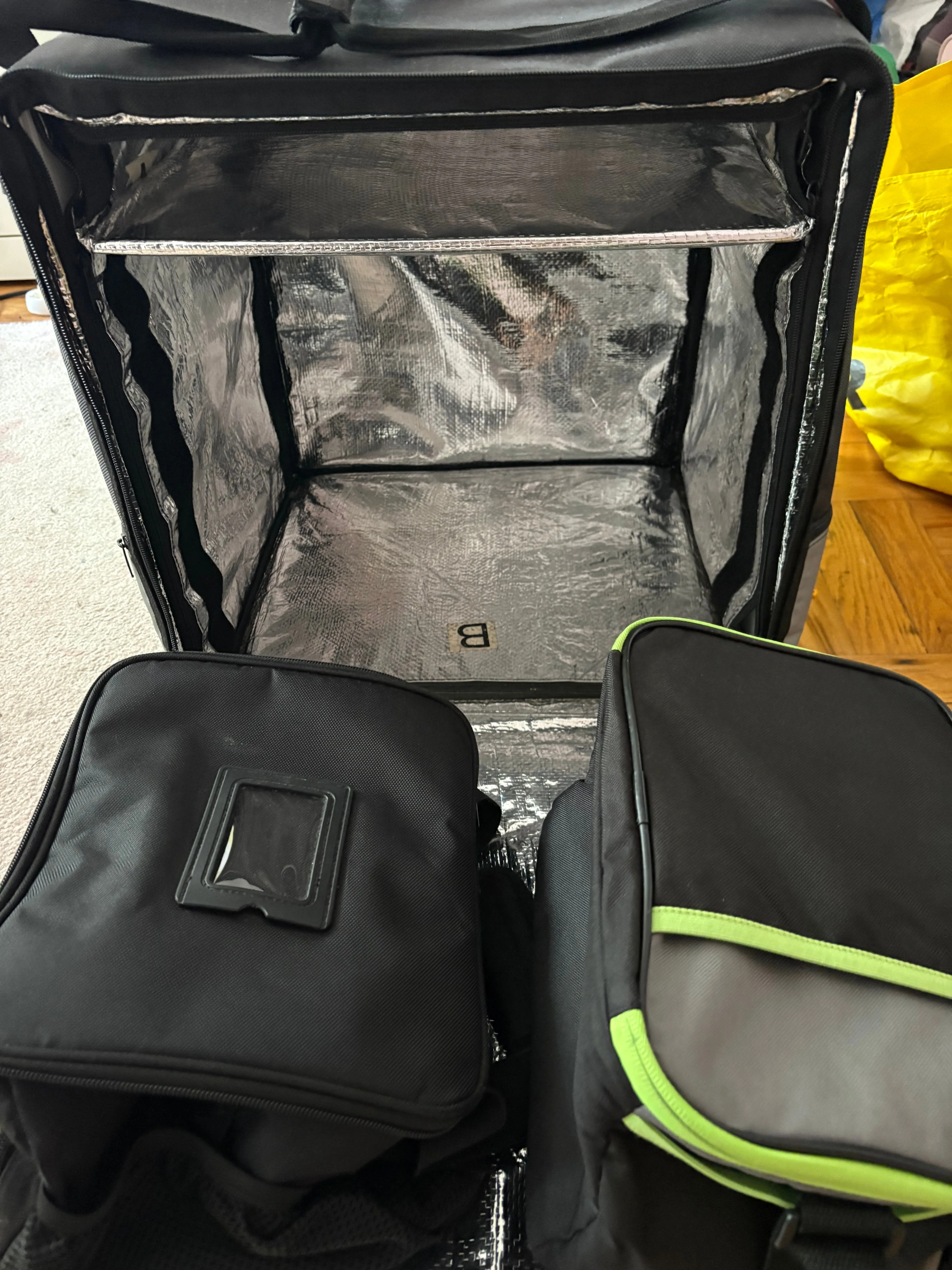 Moving Out Sale - Large Delivery Bag Backpack image indicator(2)