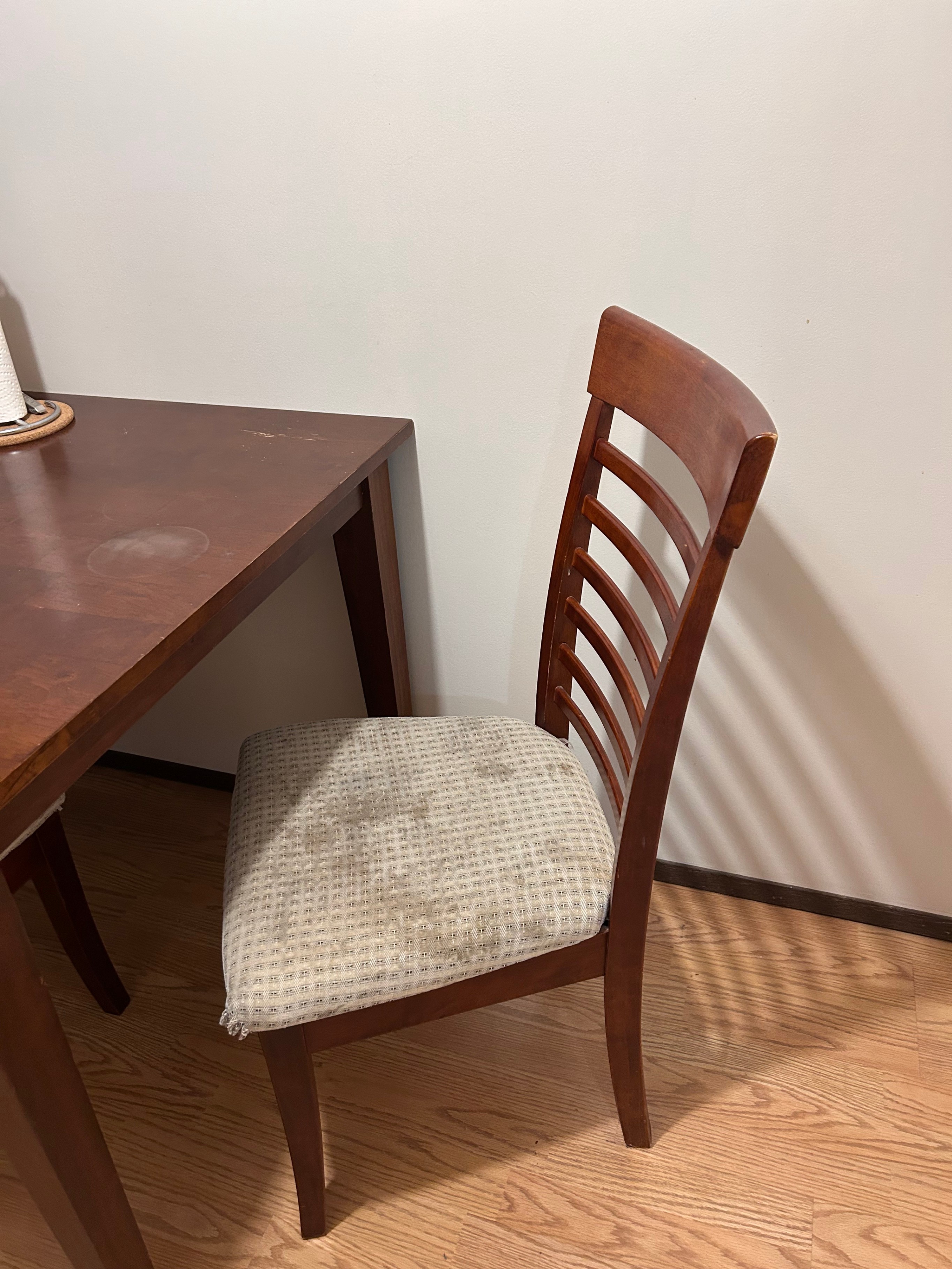 Dinner Table + 3 Chairs - photo 3