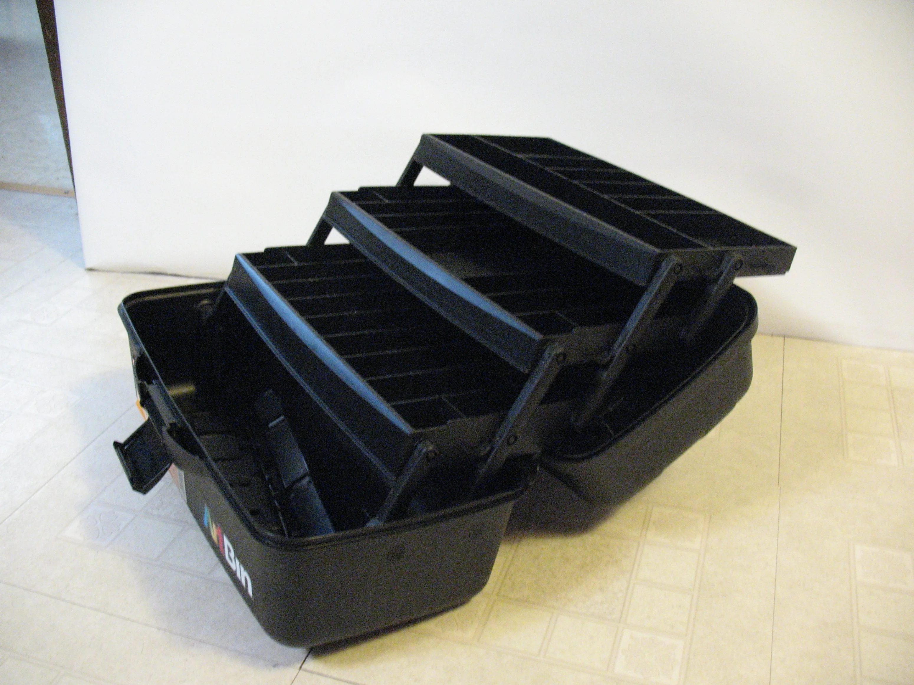 3 Tray Toolbox, BRAND NEW image indicator(8)