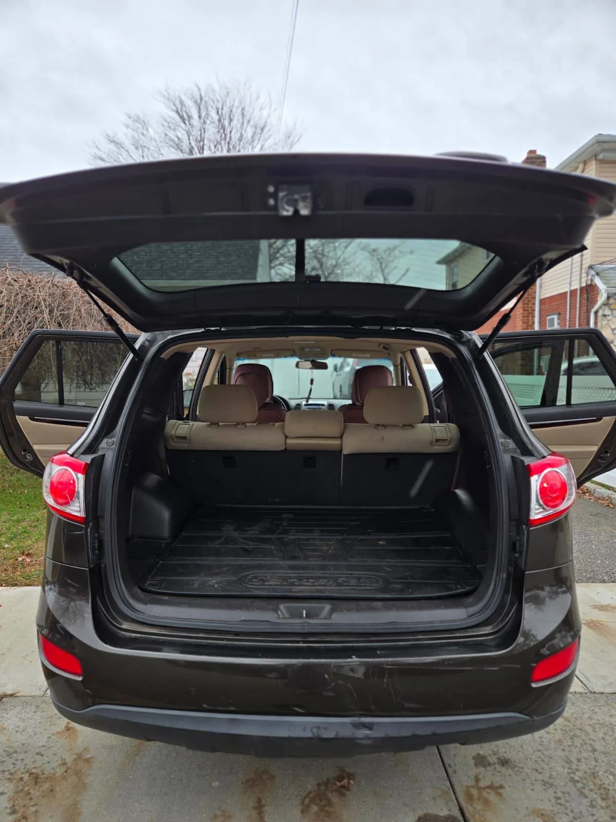 2011 Hyundai Santa Fe image indicator(8)