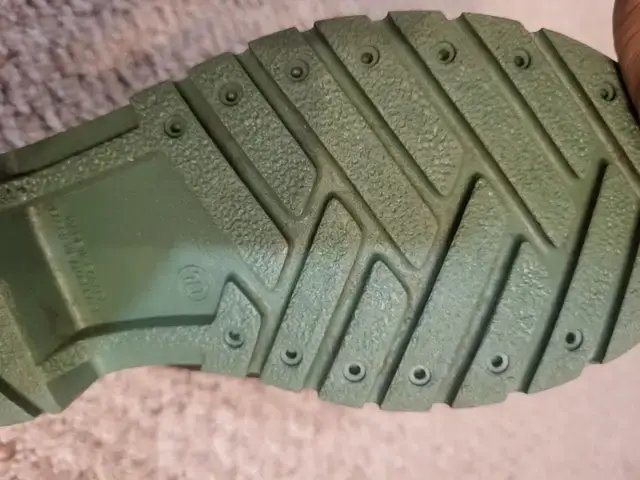 women winter boots size 10 - photo 2