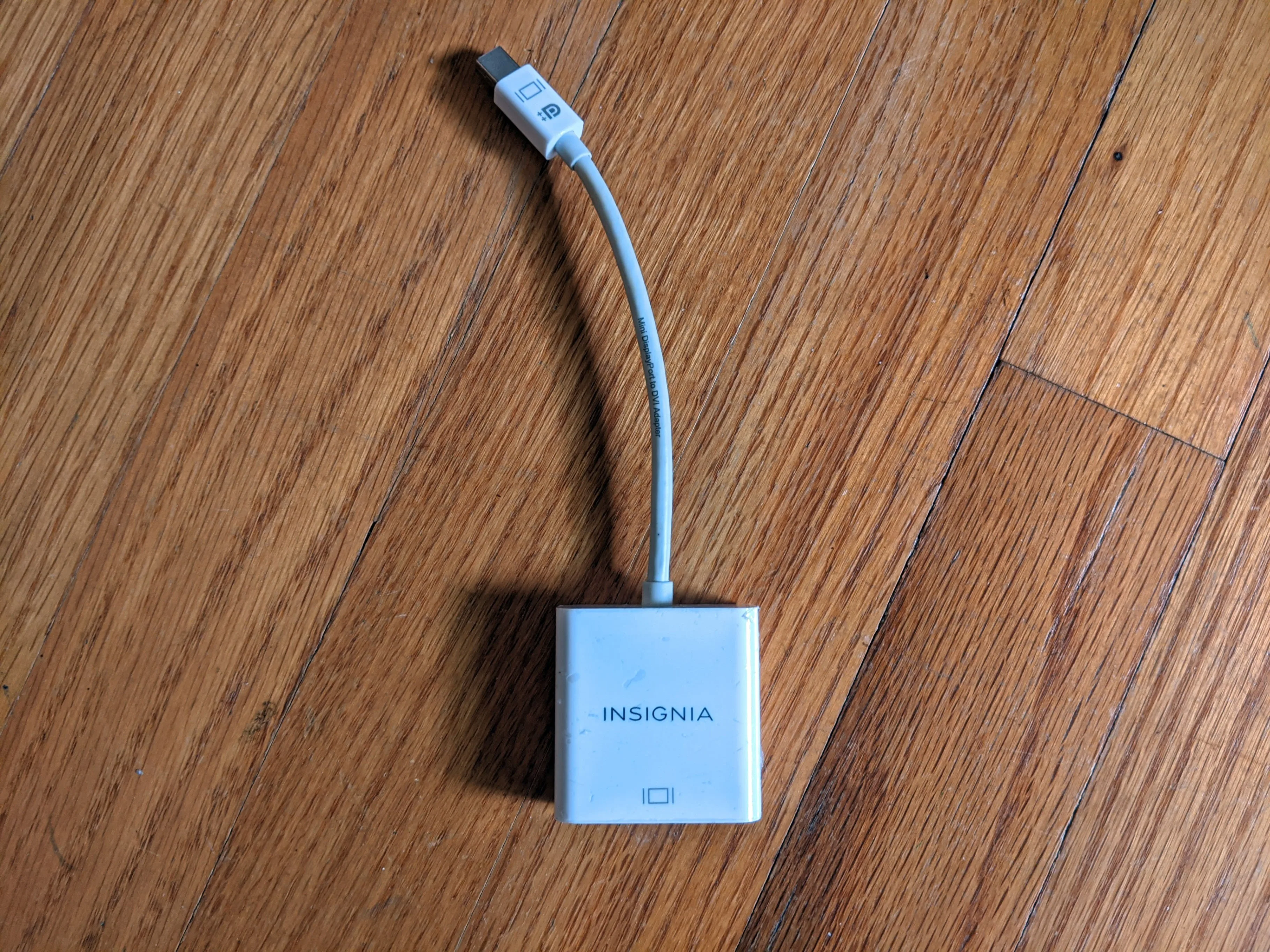 Insignia Mini DisplayPort to DVI Adapter image indicator(3)