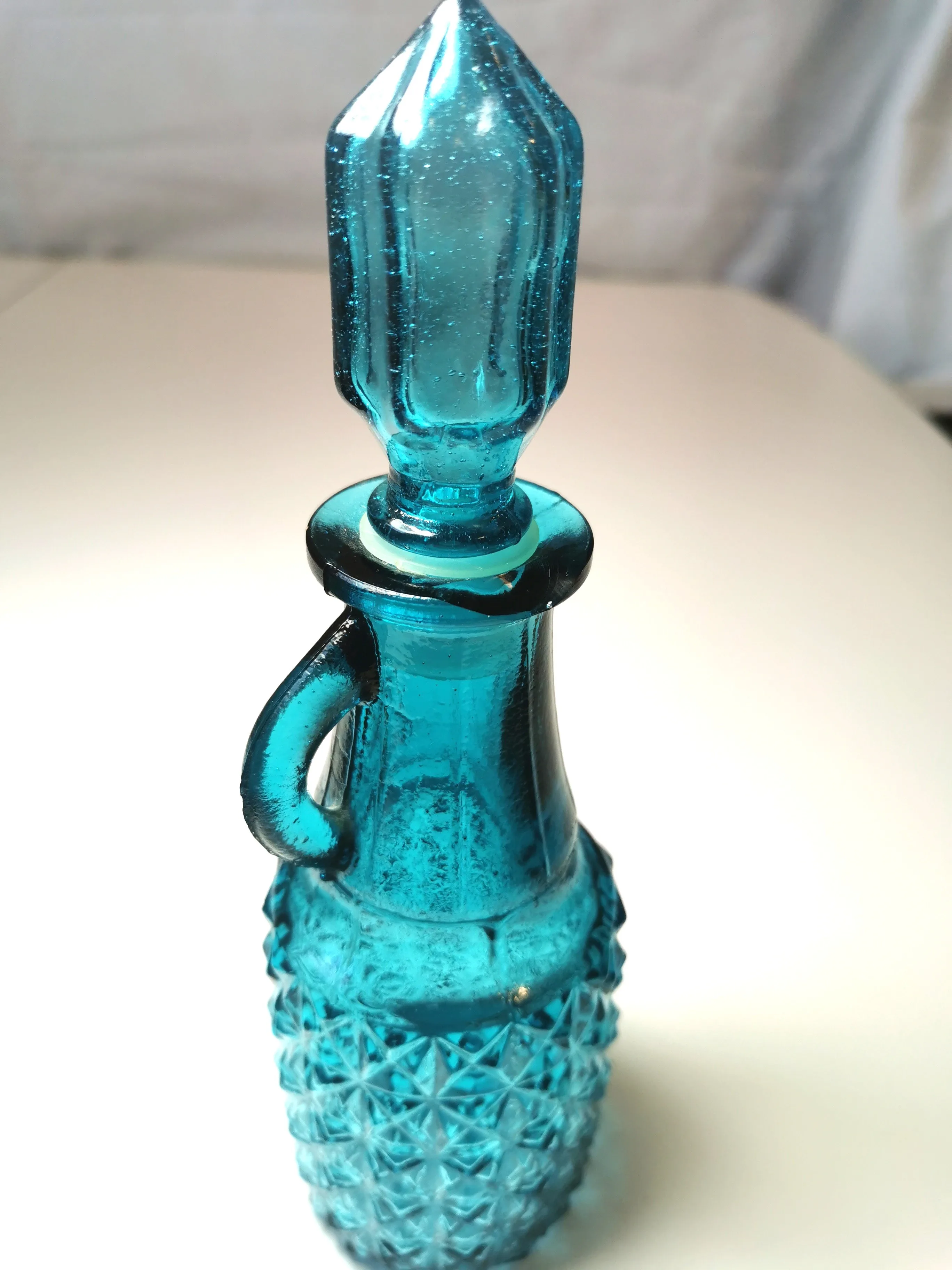 Blue Glass Cruet Vintage Diamond Pattern image indicator(6)