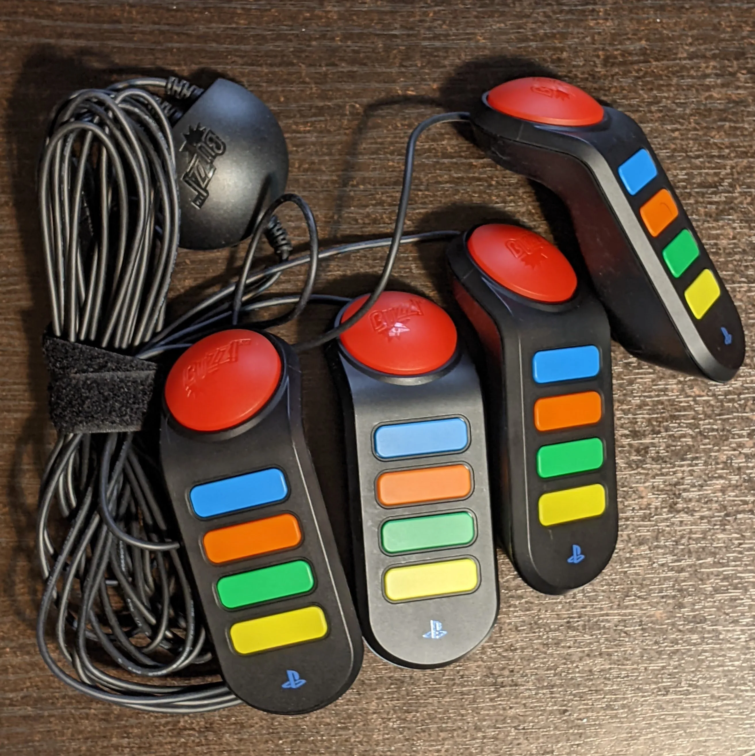 Buzz The Hollywood Quiz and Buzzer Controllers PS2 PlayStation 2 image indicator(8)