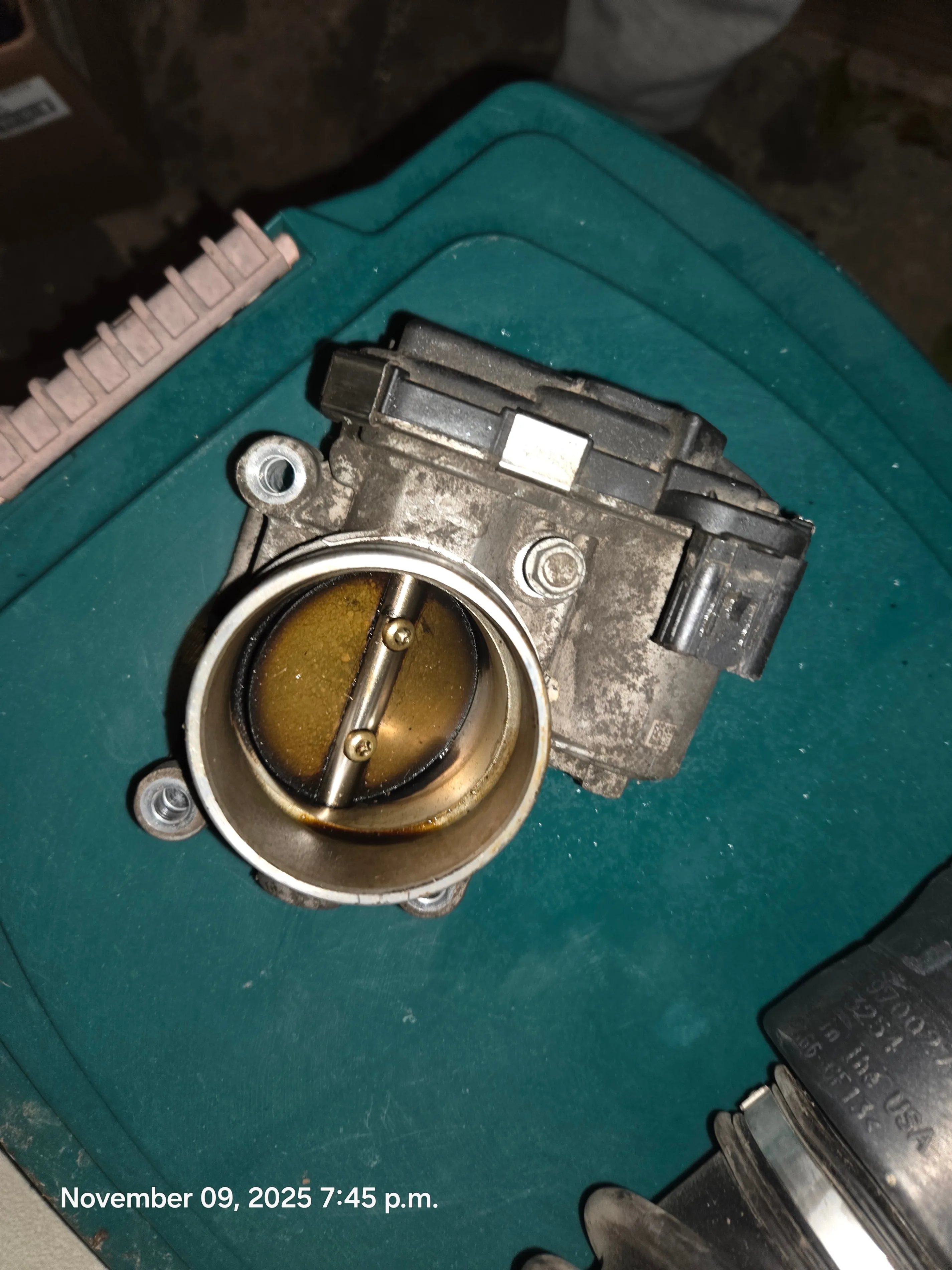 Throttle Body GM 2.0L Turbo Fits ATS, Camaro, Malibu, Regal thumbnail