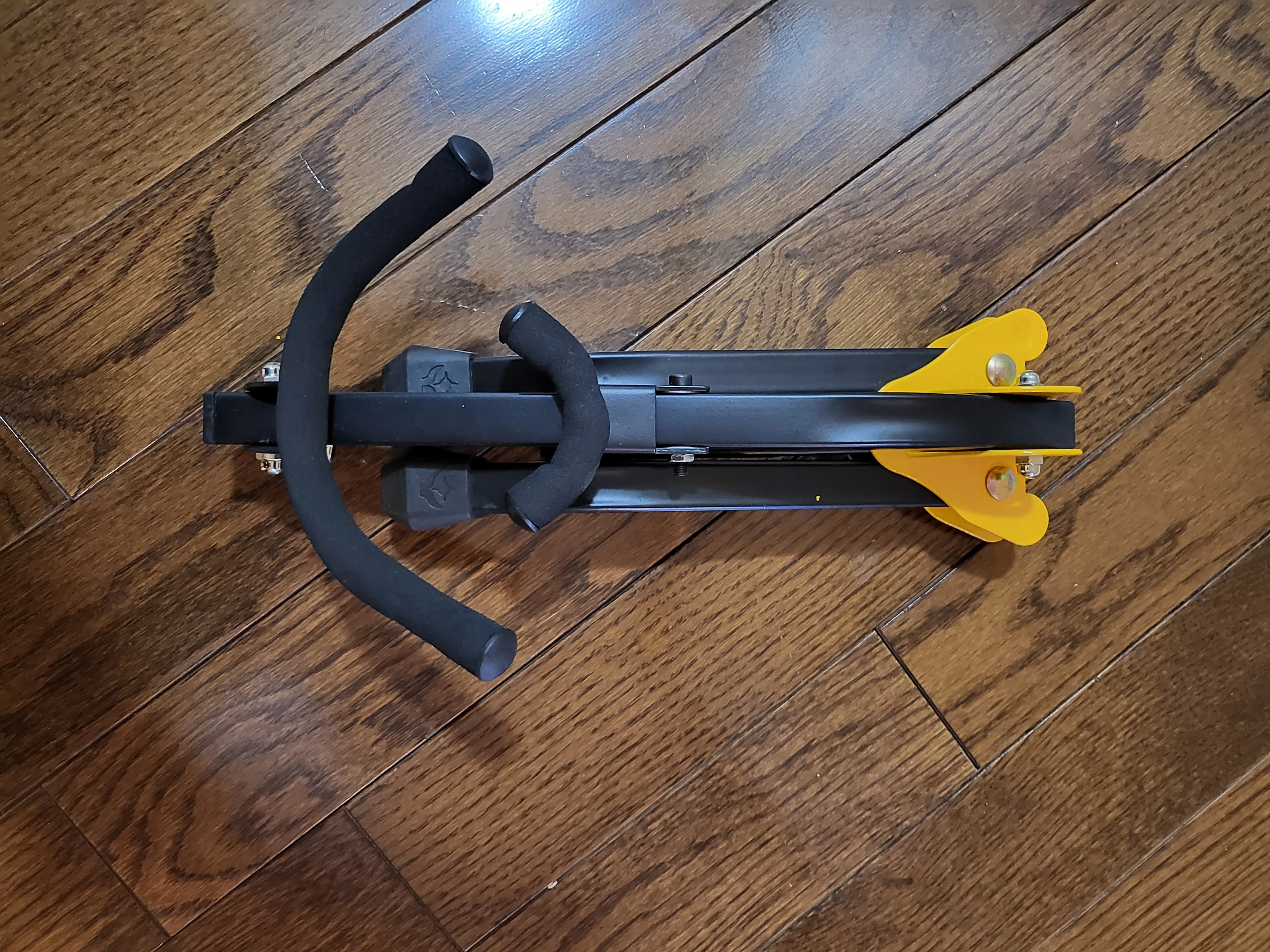 Brand New Alto/Tenor Saxophone Stand with Carry Bag image indicator(5)