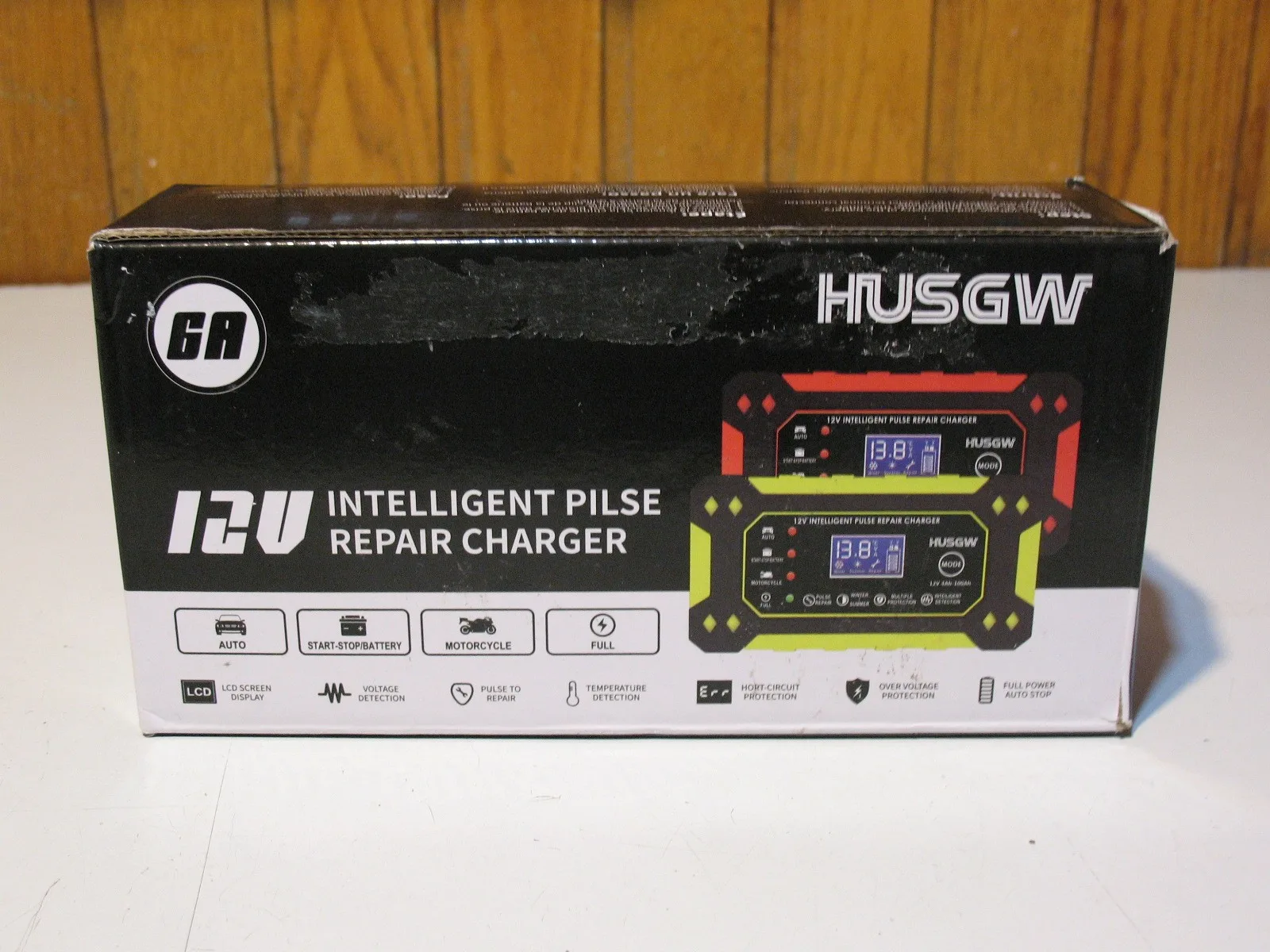 12 Volt Intelligent Pulse Repair Battery Charger, BRAND NEW