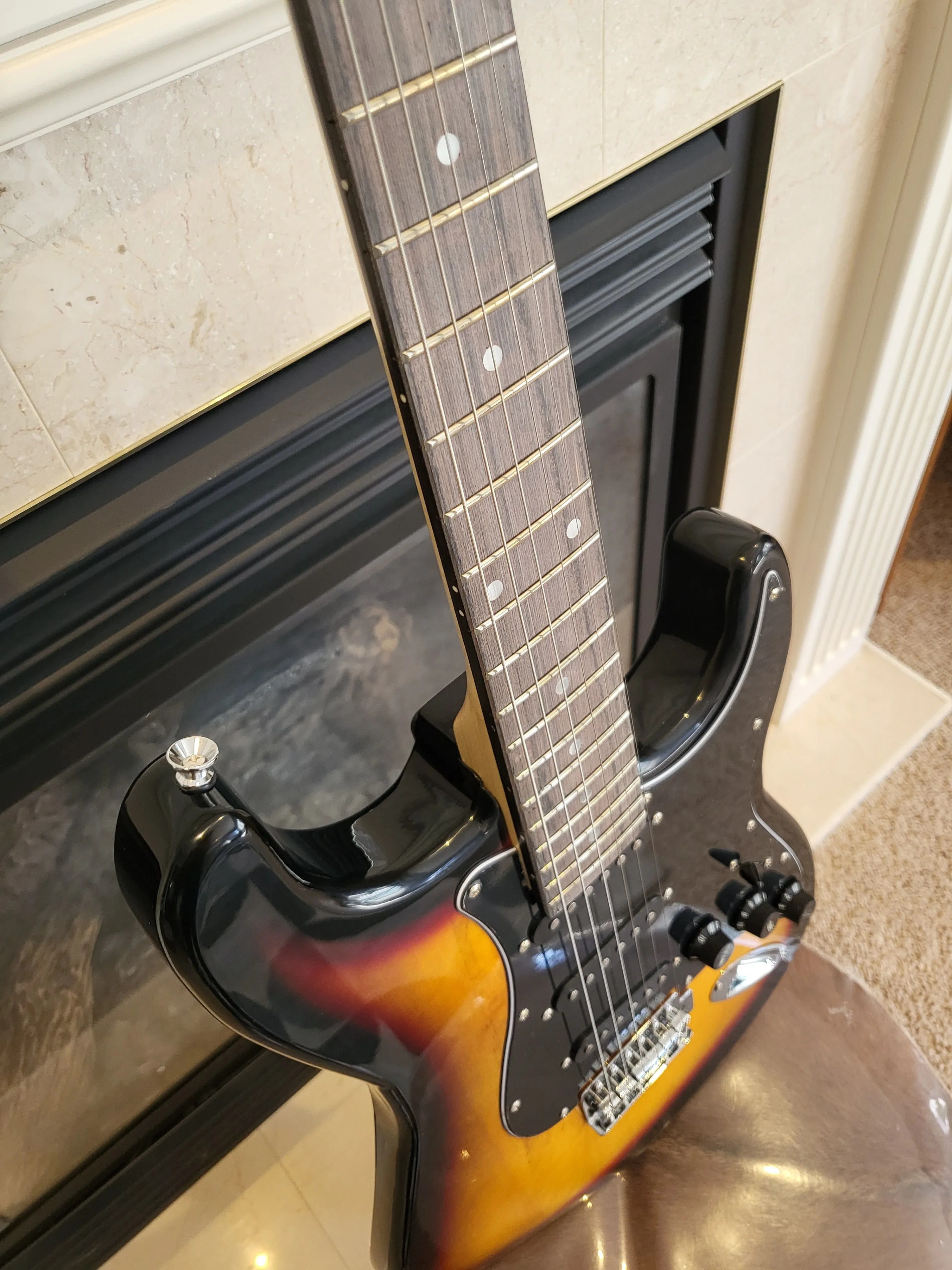 Sunburst ST-Style Electric Guitar – Ideal for Beginners & Interm image indicator(4)