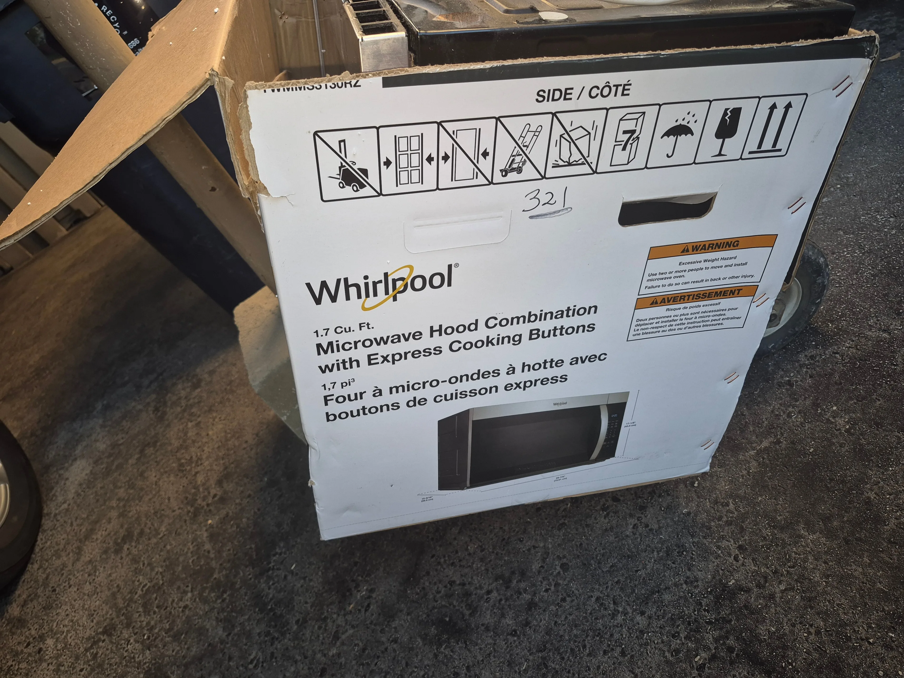 1.7 cu Ft. Whirlpool Microwave Hood Combination image indicator(2)