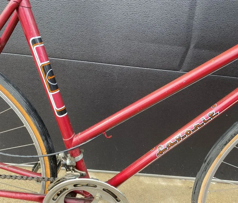 Bike- Vintage FAVORIT Road Bike 27” image indicator(2)