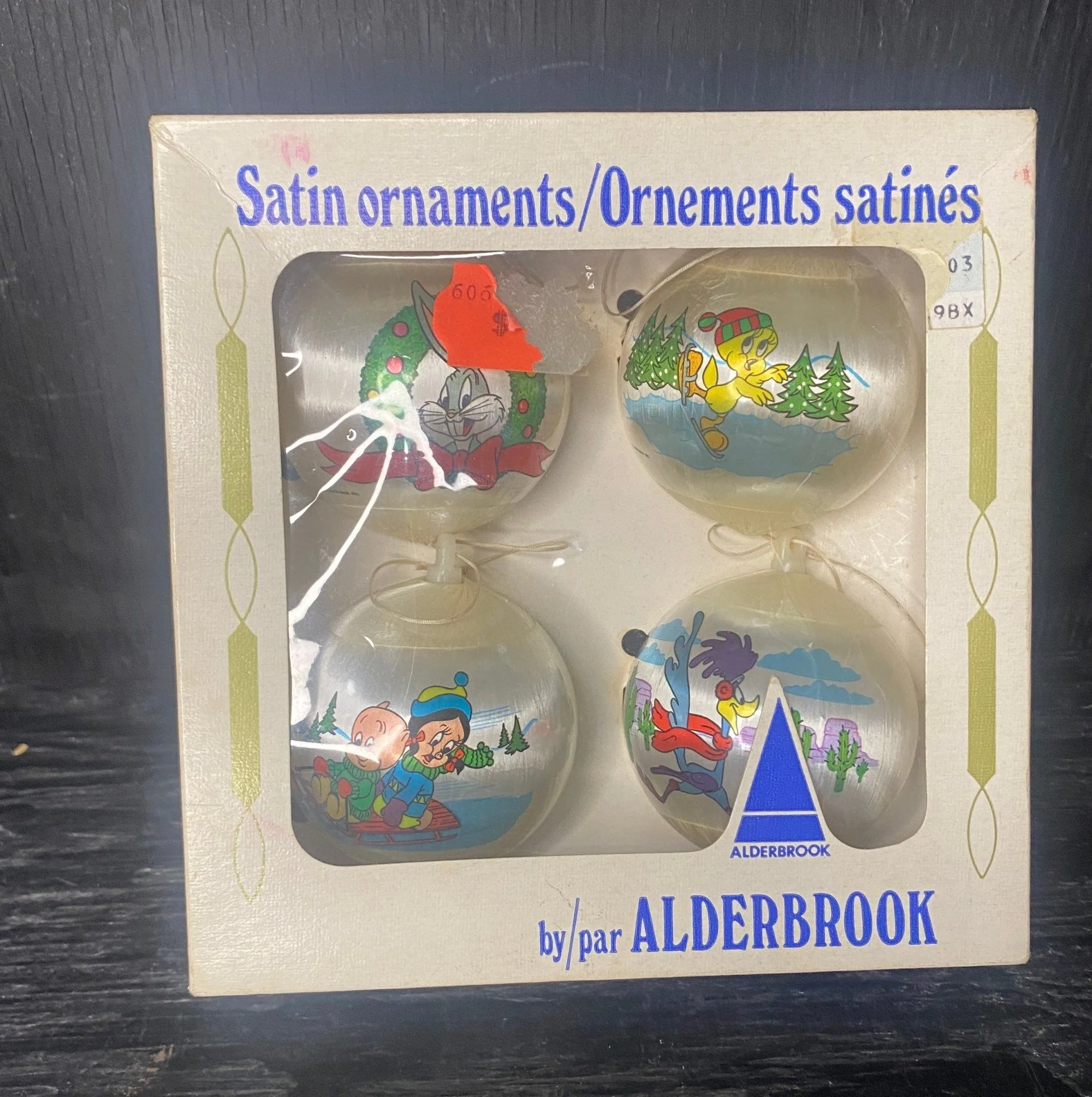Vintage Looney Tunes Threaded Christmas Ornaments image indicator(8)