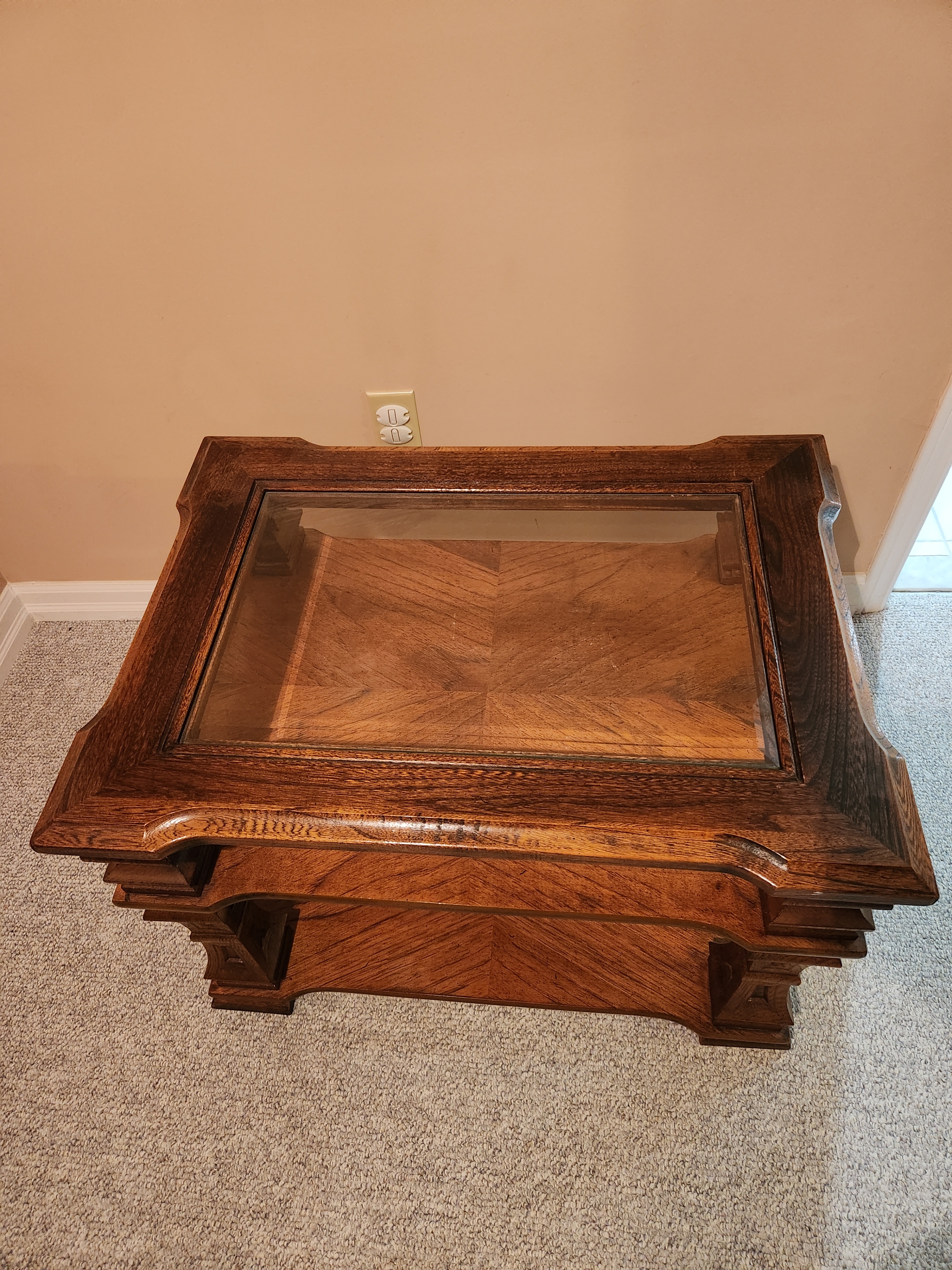 Vintage Solid Wood Coffee Table and Two End Tables - photo 4