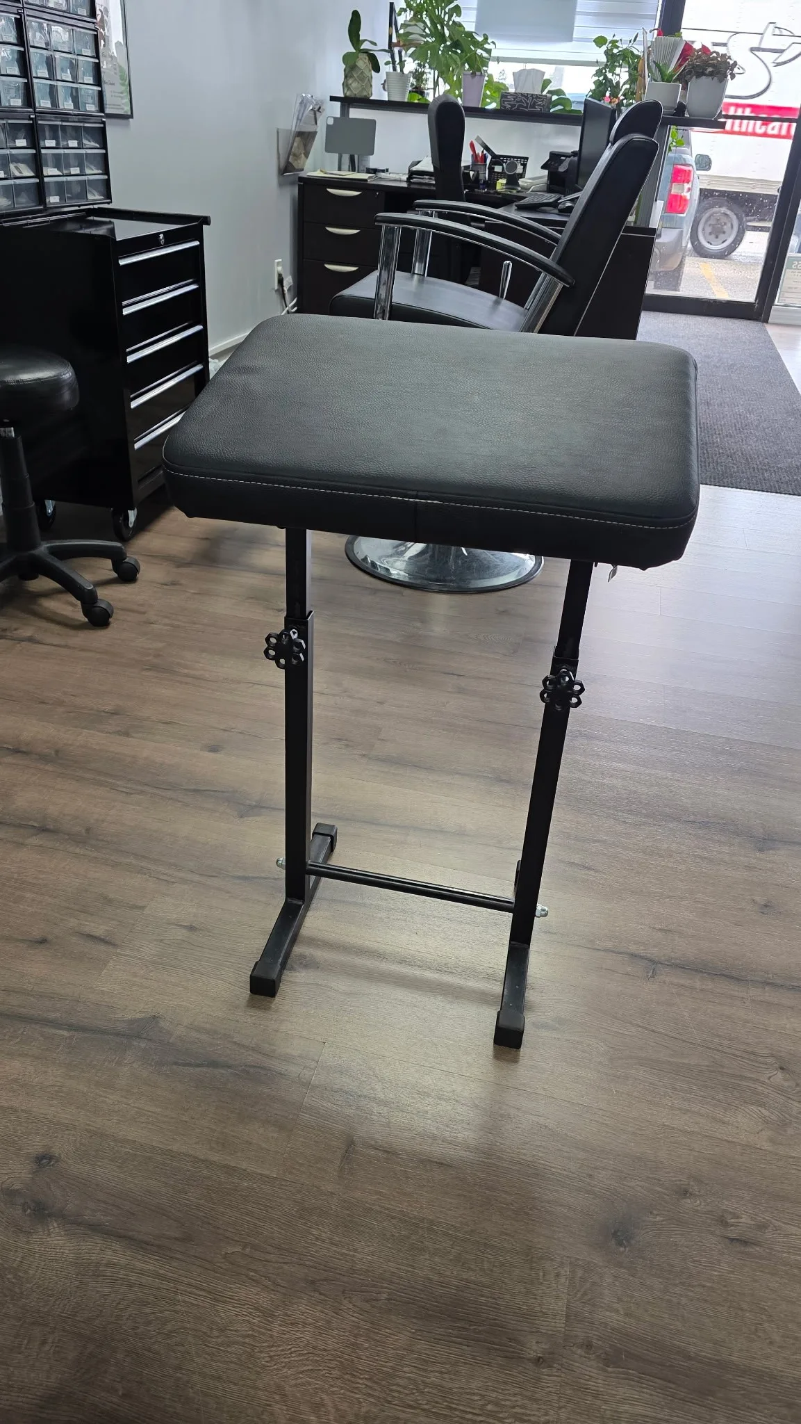 Tattoo Arm Rests  – Great Condition