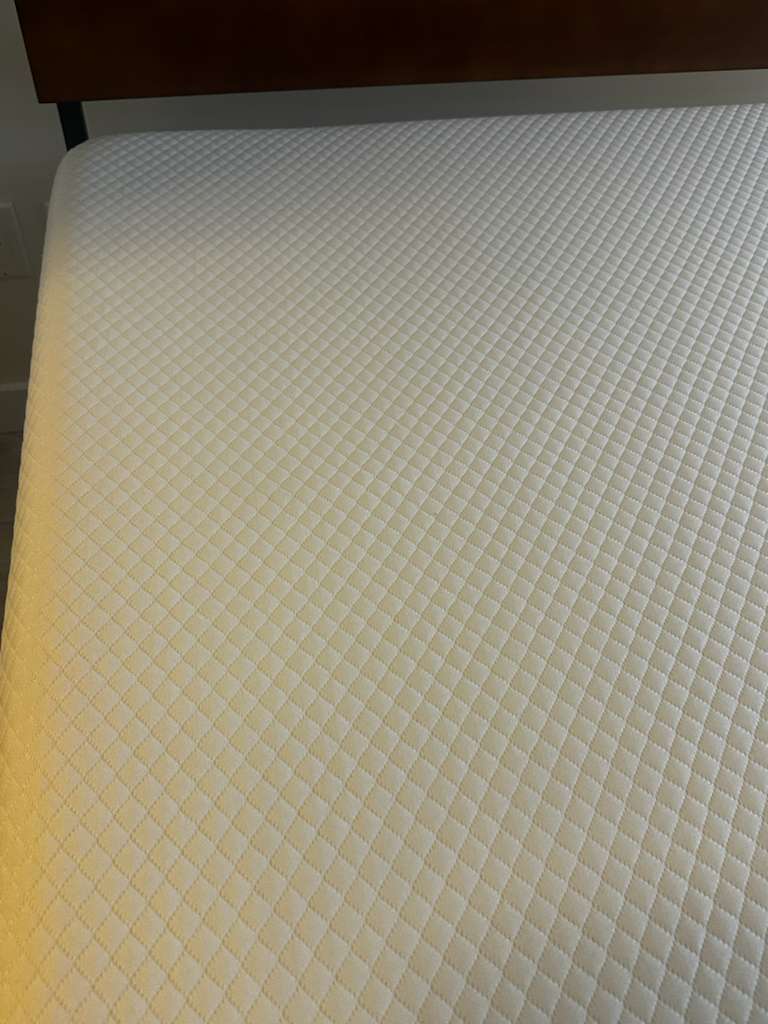 Memory Foam 12 inch Full Mattress Extremely Comfortable - photo 4