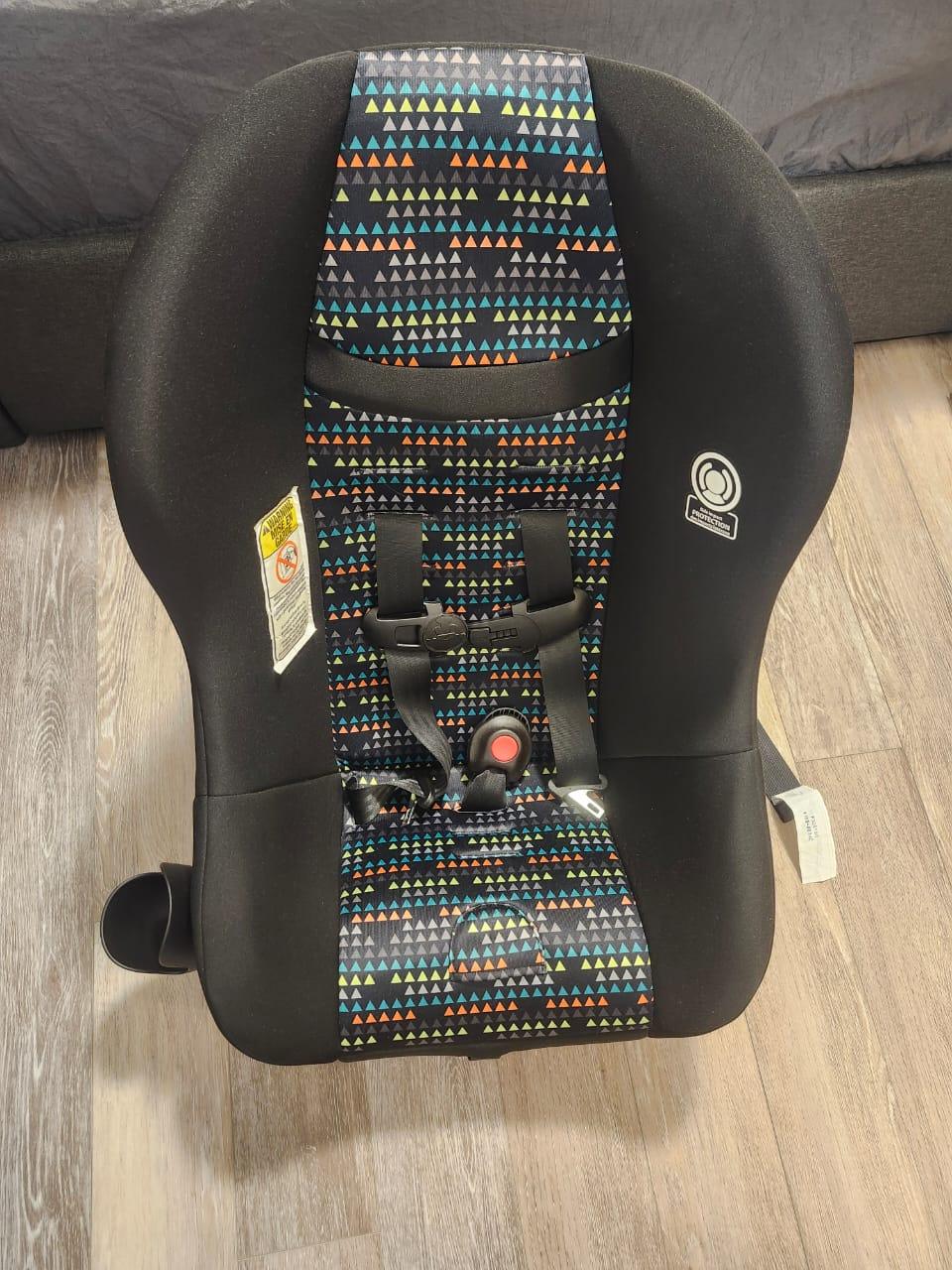 Cosco Car Seat - Black with Geometric Pattern - photo 4