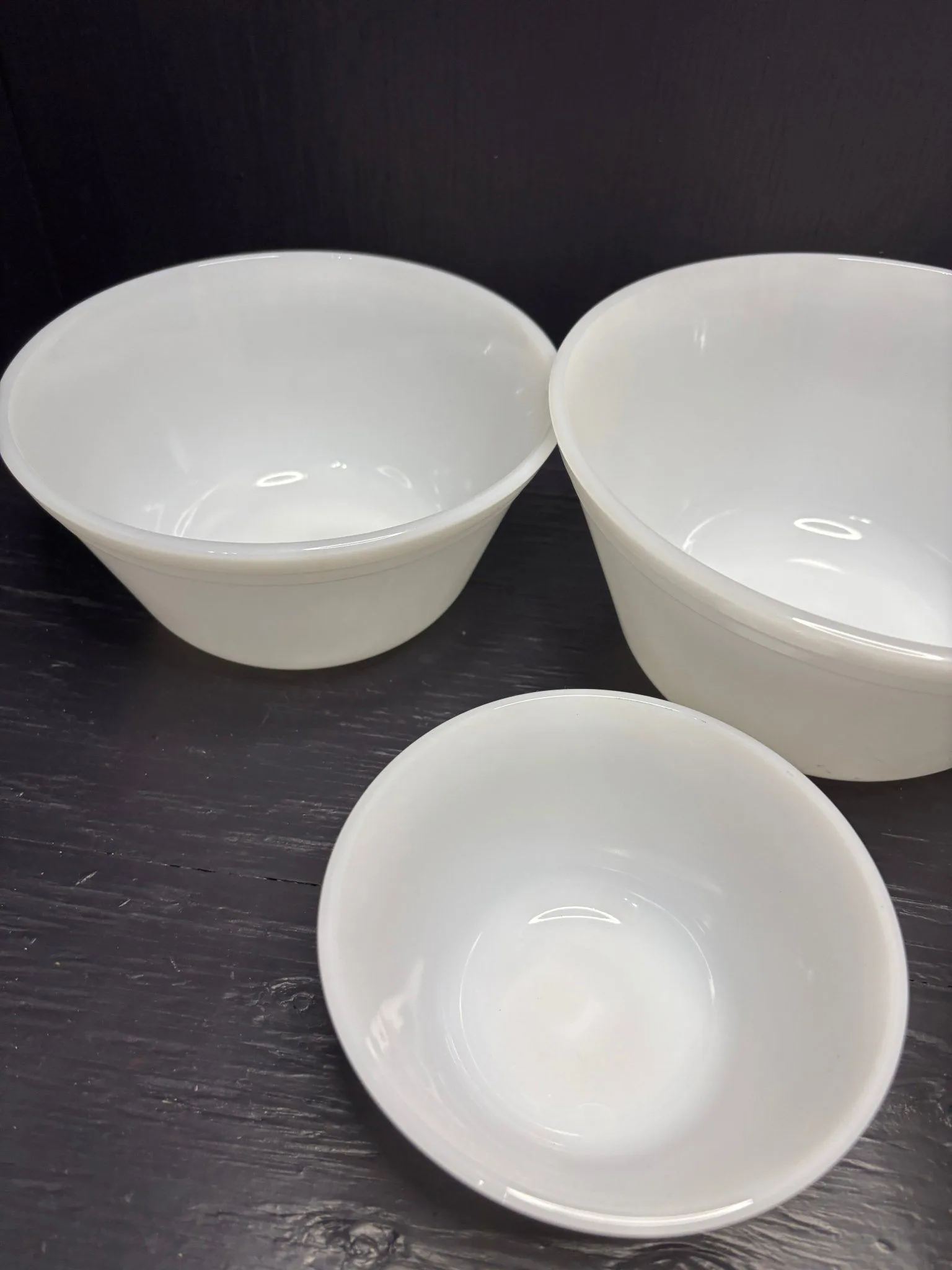 Federal Glass Milk Glass White Mixing Bowl Set image indicator(3)