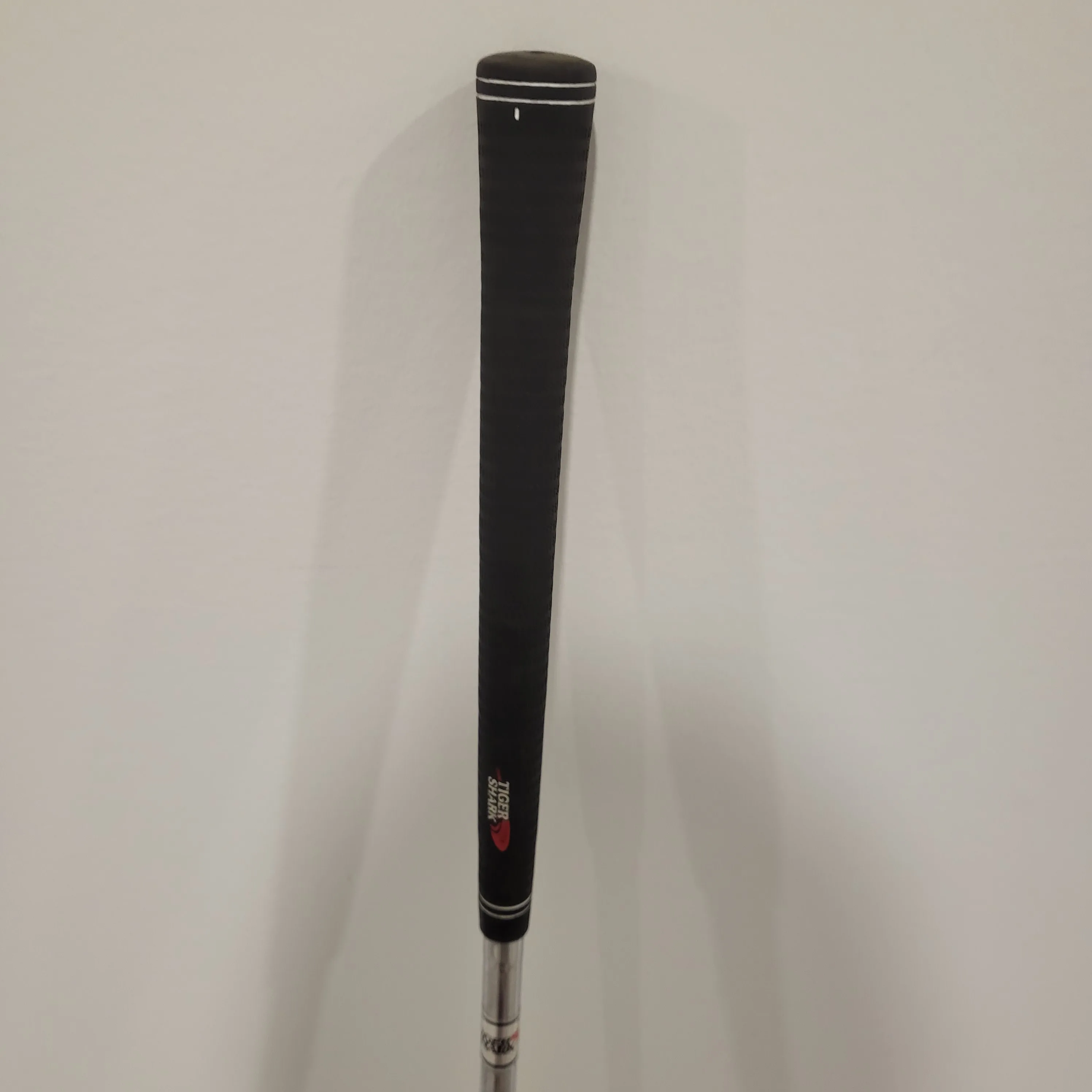 Gently Used! Tiger Shark 8 Iron Right Handed - Quick Pickup!🚀 image indicator(4)