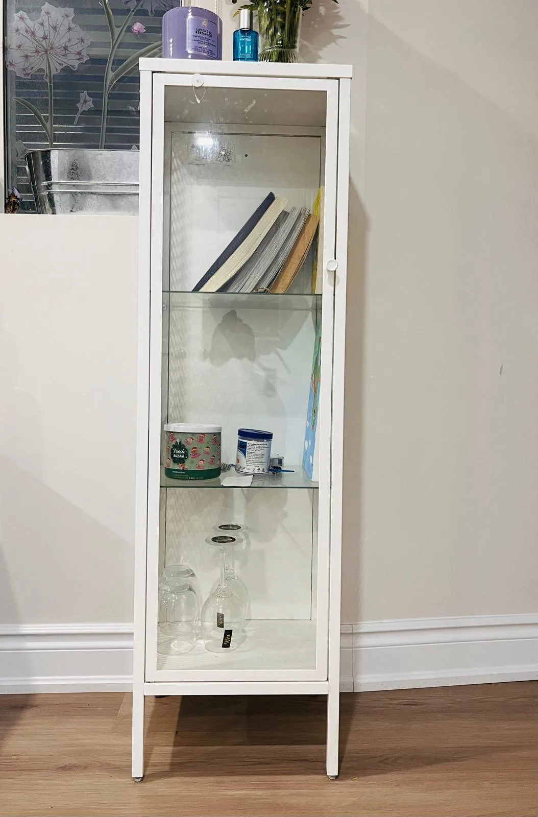 🌟 White Glass Display Cabinet / Storage Shelf - NEW!