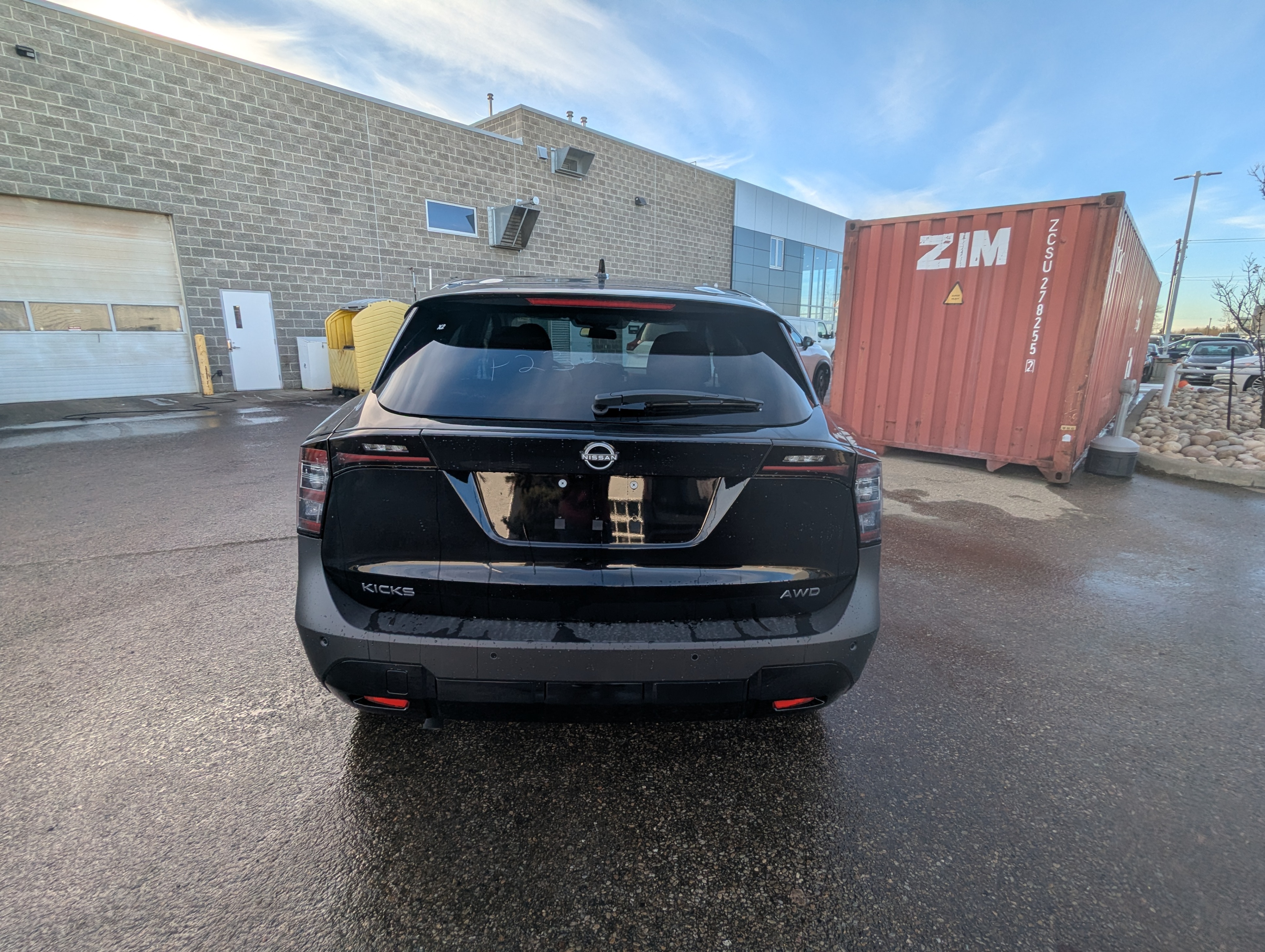 2026 Nissan Kicks SV - photo 4