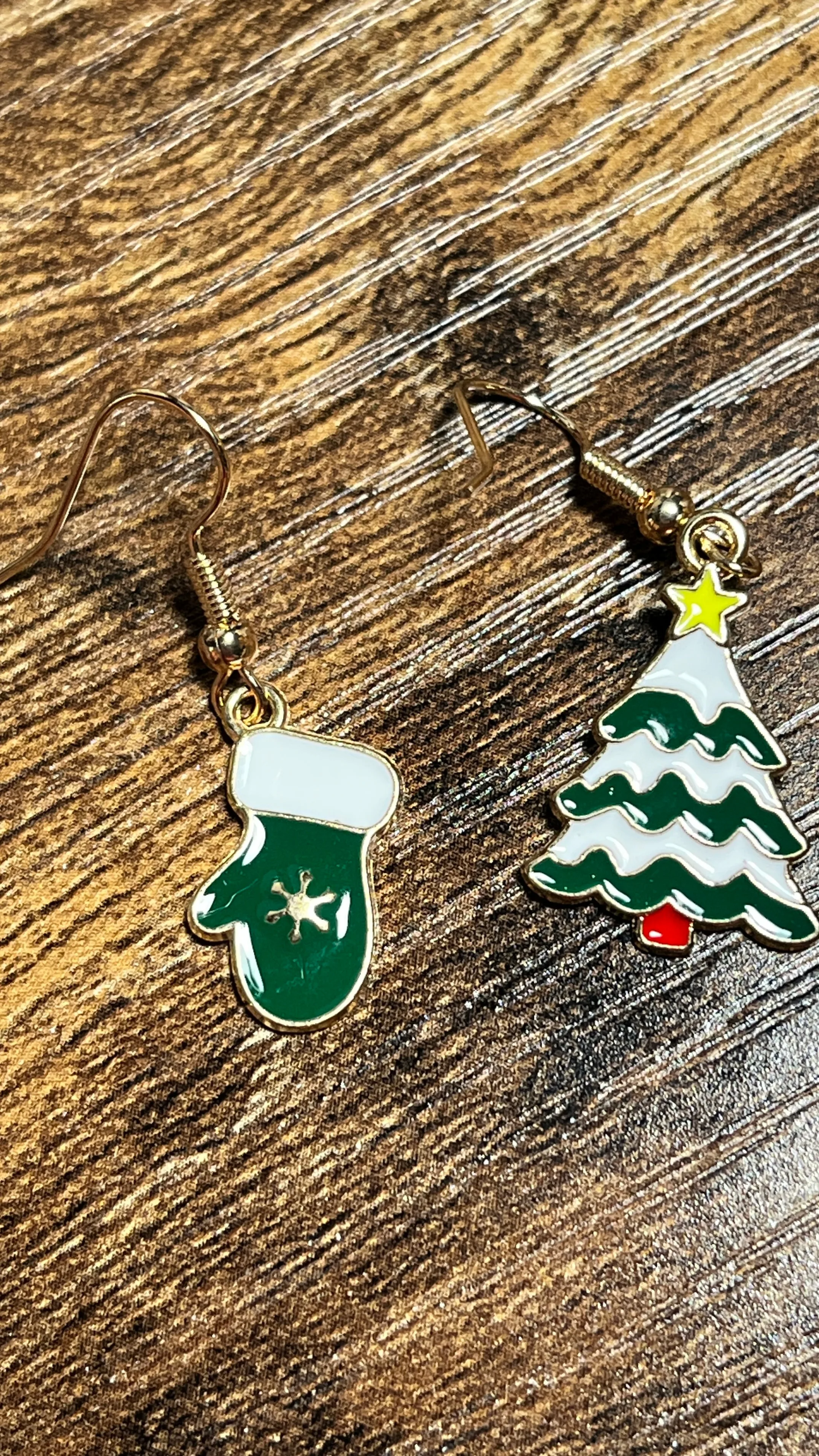 #3 Fashion Earrings image indicator(8)