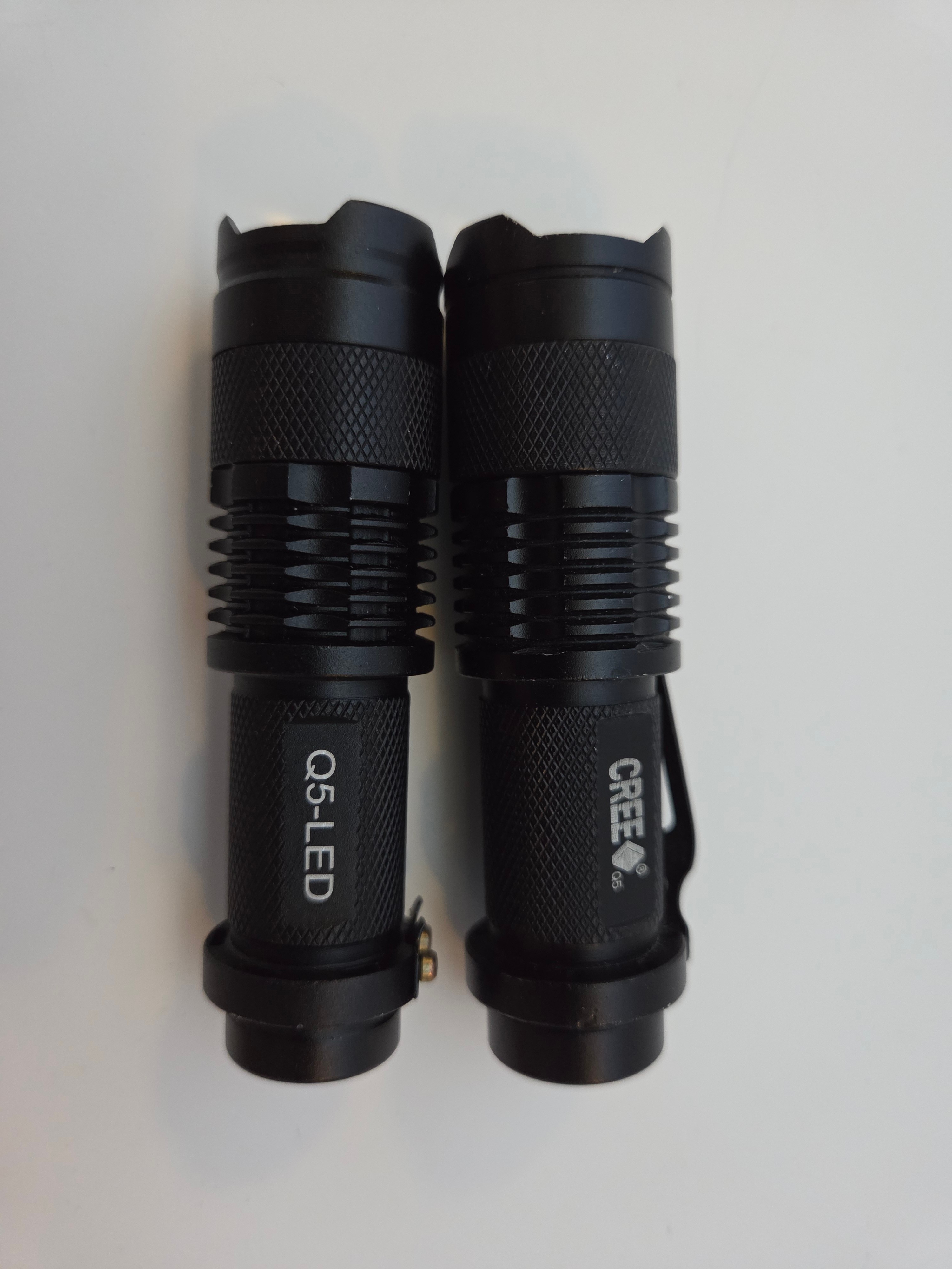 2x Compact Zoomable LED Flashlights Q5 Set - photo 4