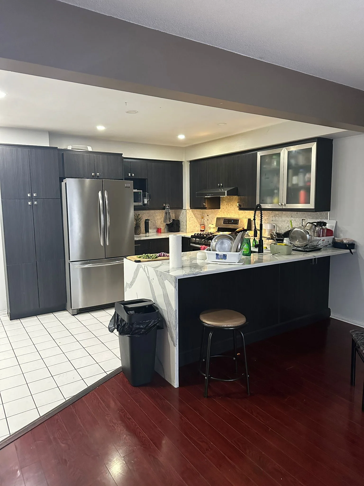 1 master bedroom for rent image indicator(6)