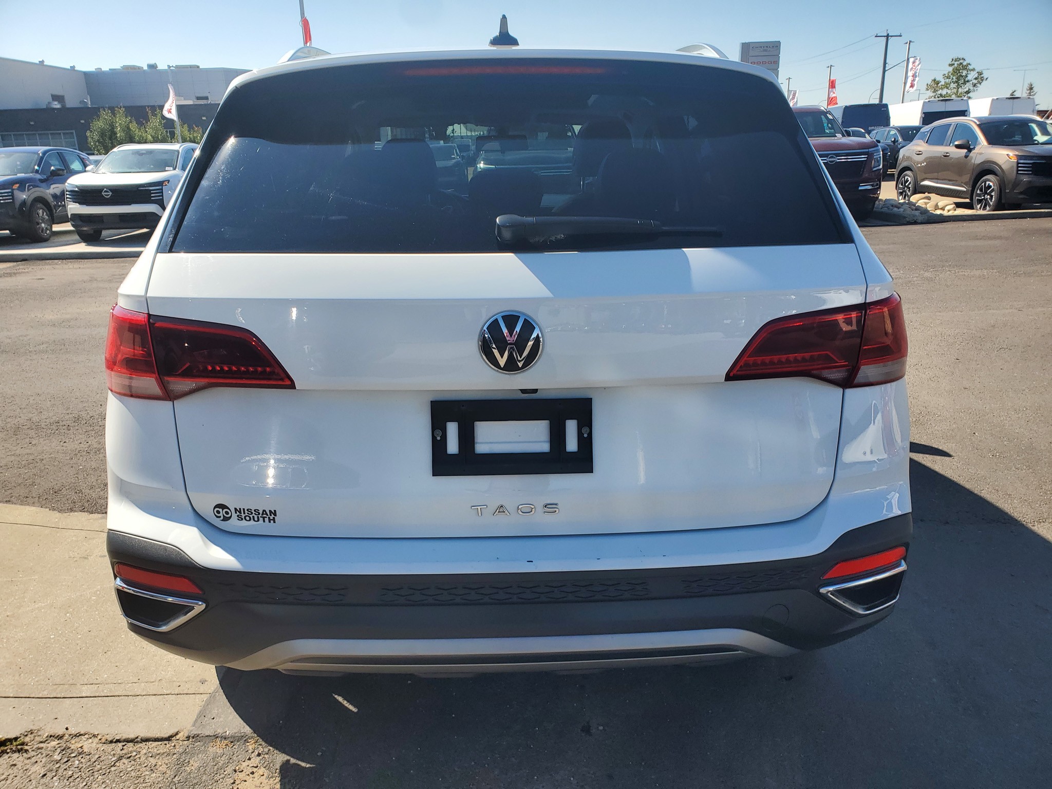 2022 Volkswagen Taos - photo 4