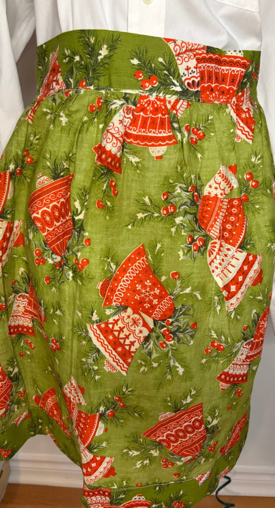 Mid Century Retro Christmas Theme Apron - photo 2