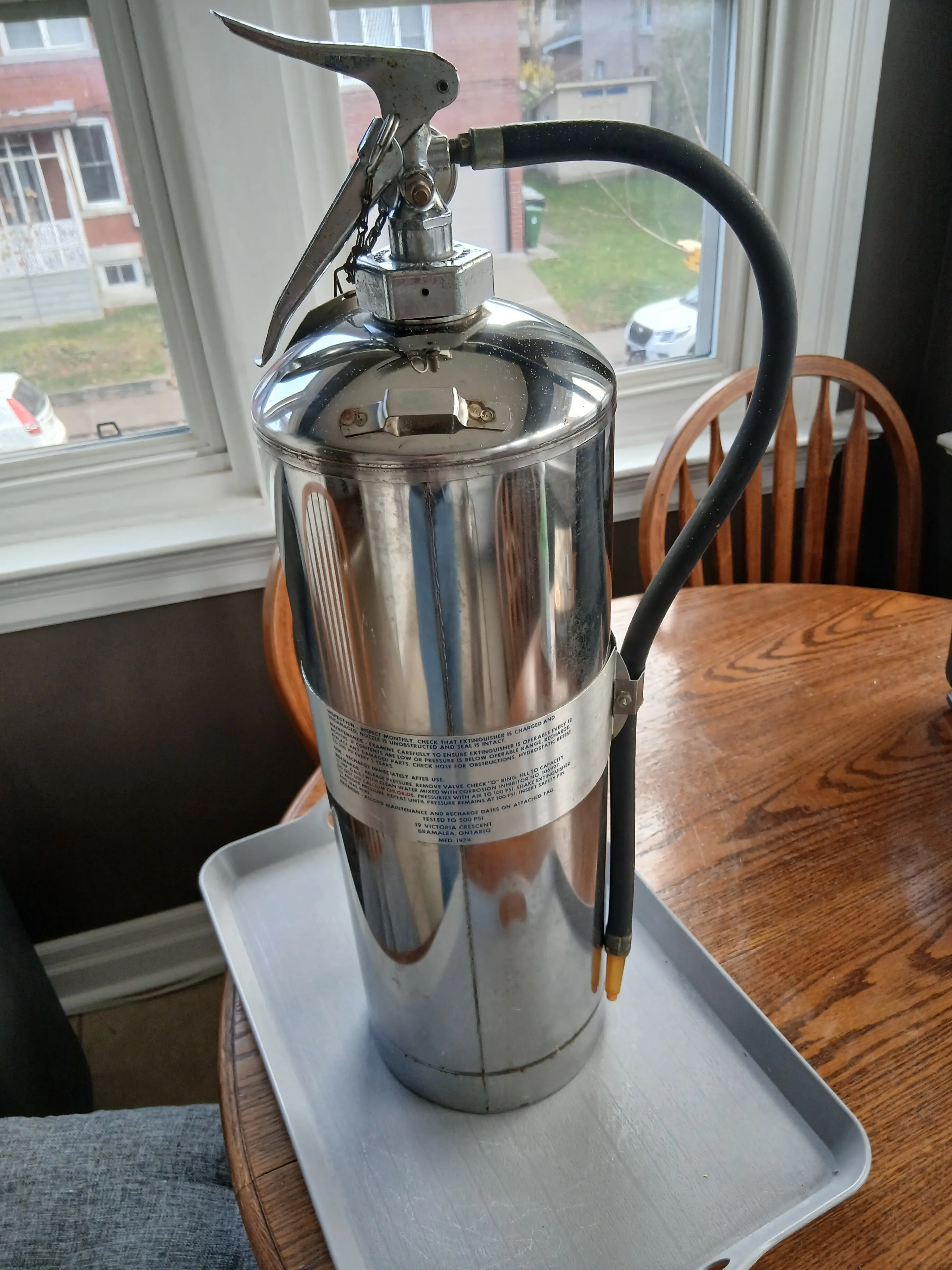 2 Gal Water Fire Extinguisher - Self Rechargeable image indicator(3)