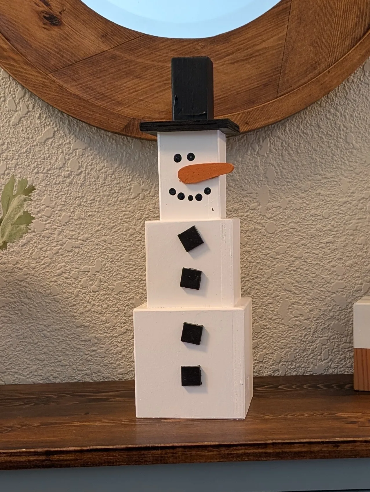 Super Cute Plywood Snowmen