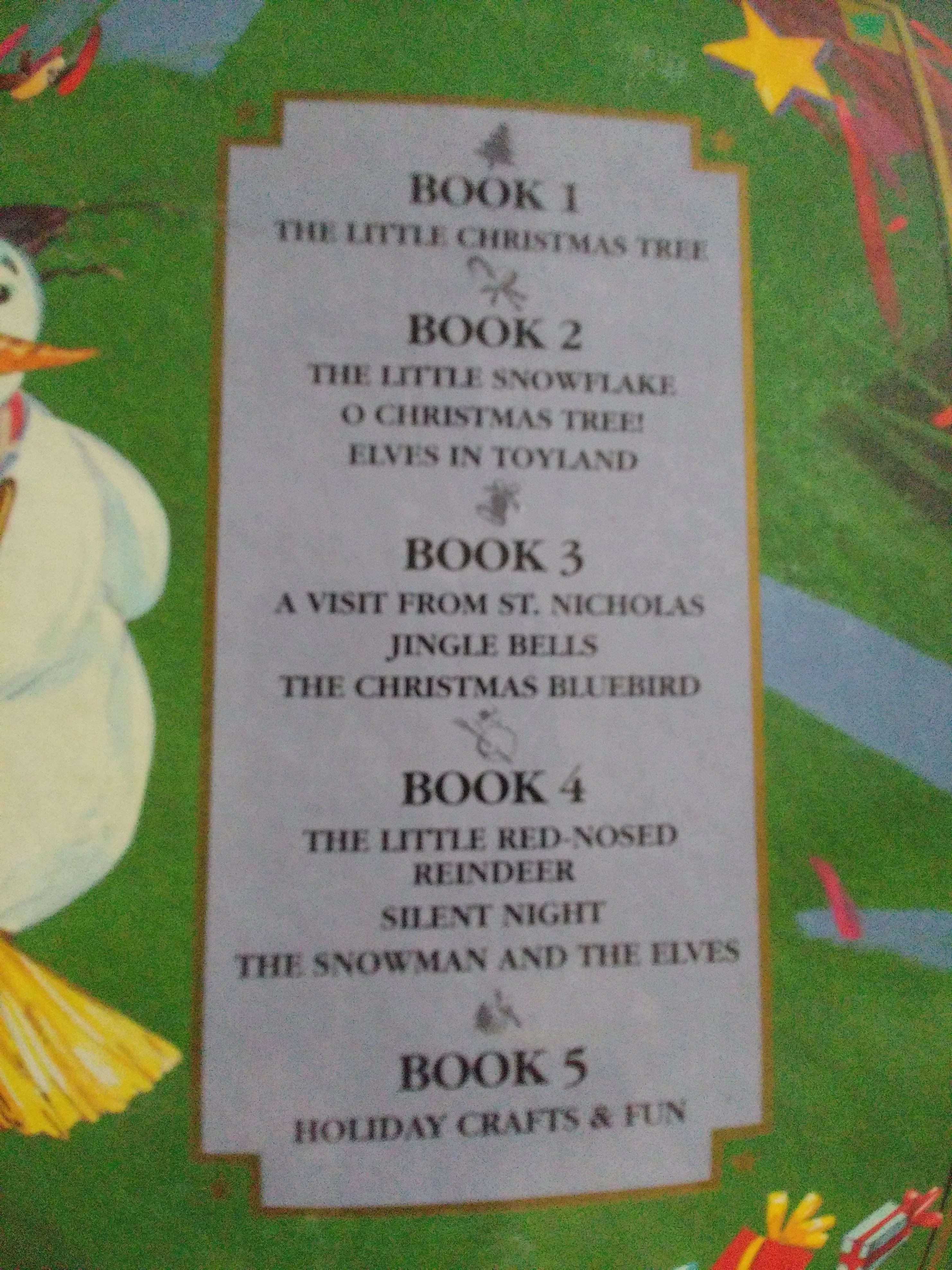 Christmas Treasure Chest of Large Books, 5 Books in Case image indicator(4)