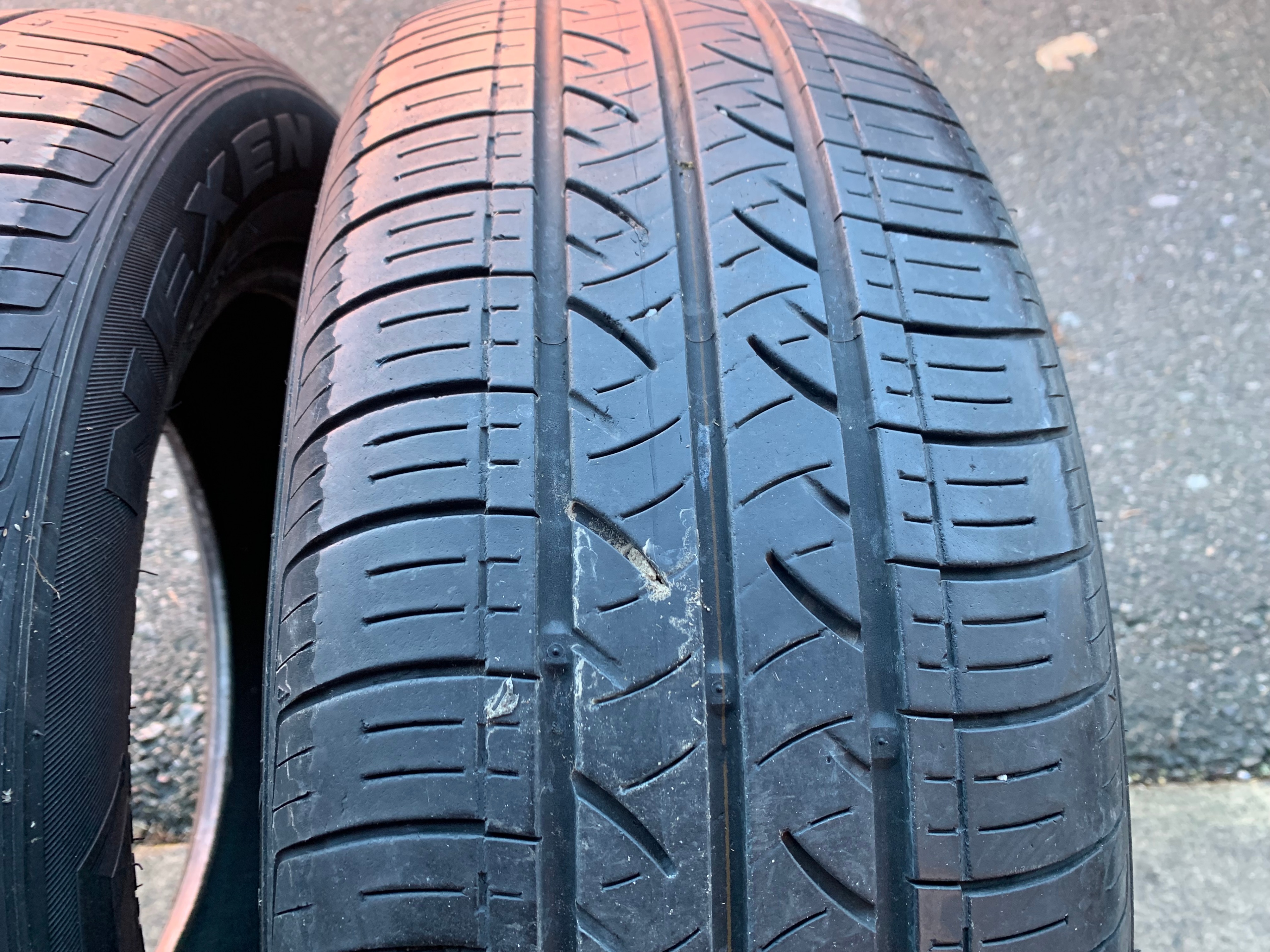 Pair of 205/60/16 92H M+S Nexen Nblue EV with 60% tread - photo 3