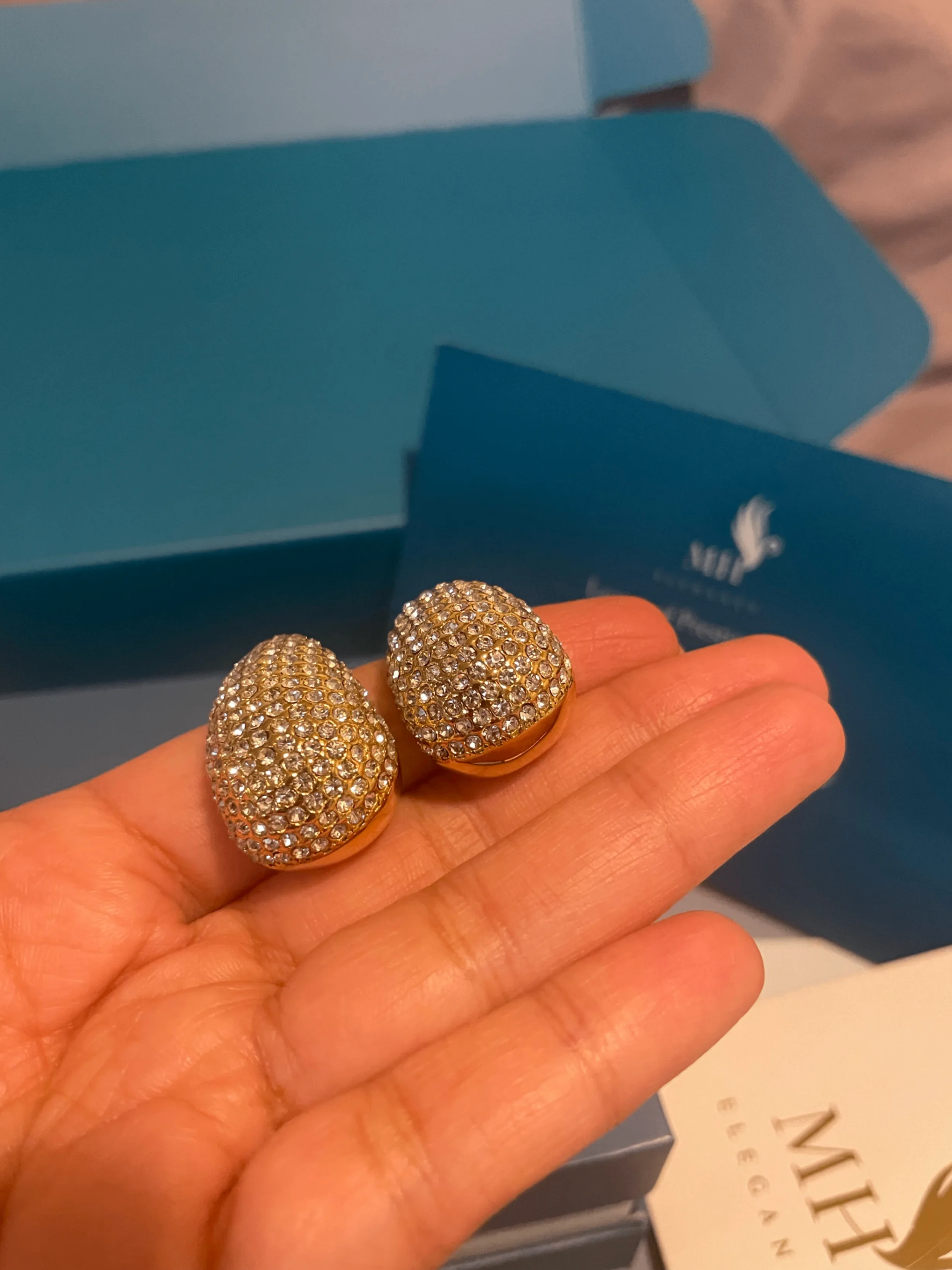 18k Gold Plated Tear Drop Earrings image indicator(2)