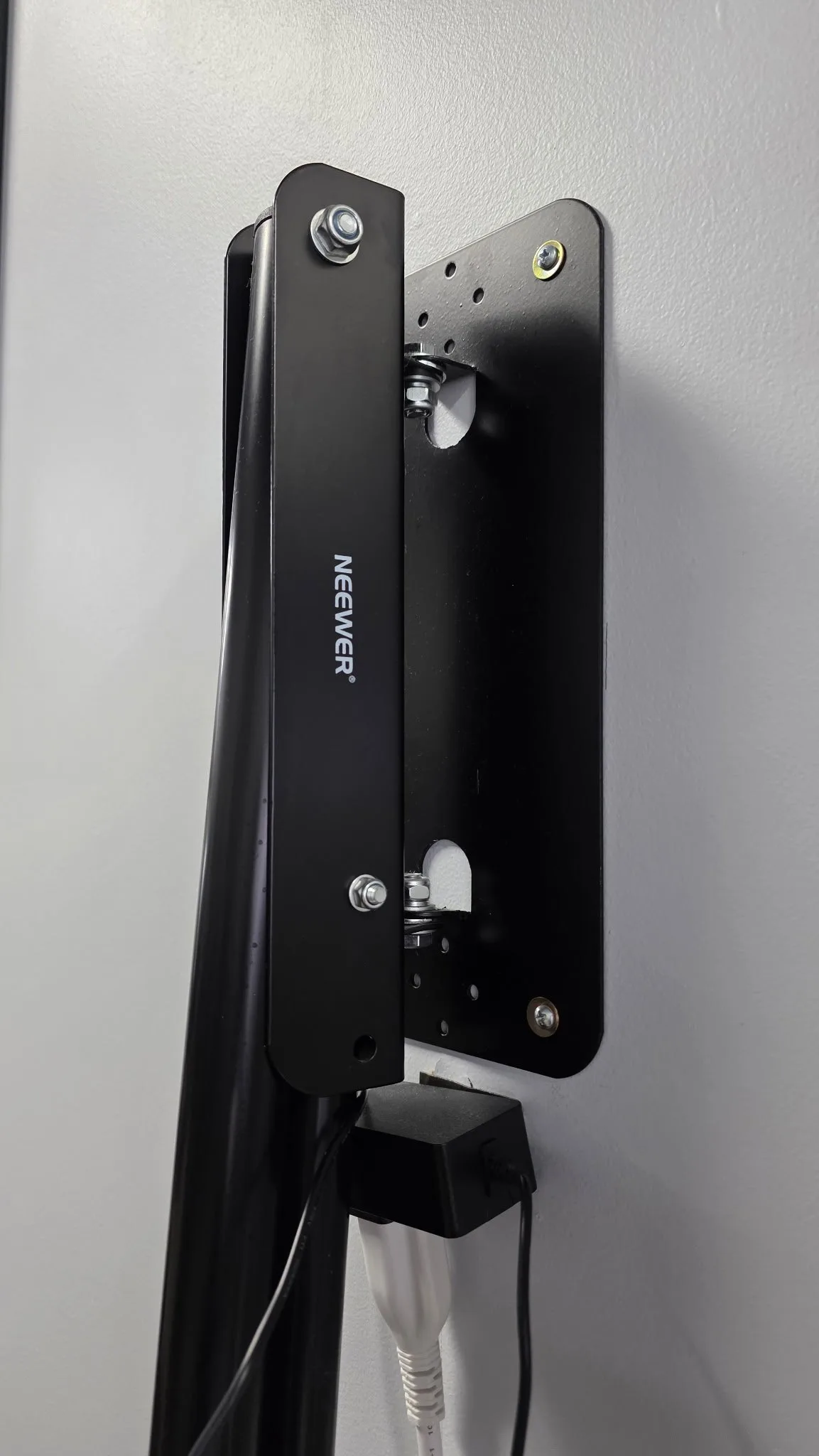 Flat Panel Lights + Wall-Mount Boom Arms image indicator(7)