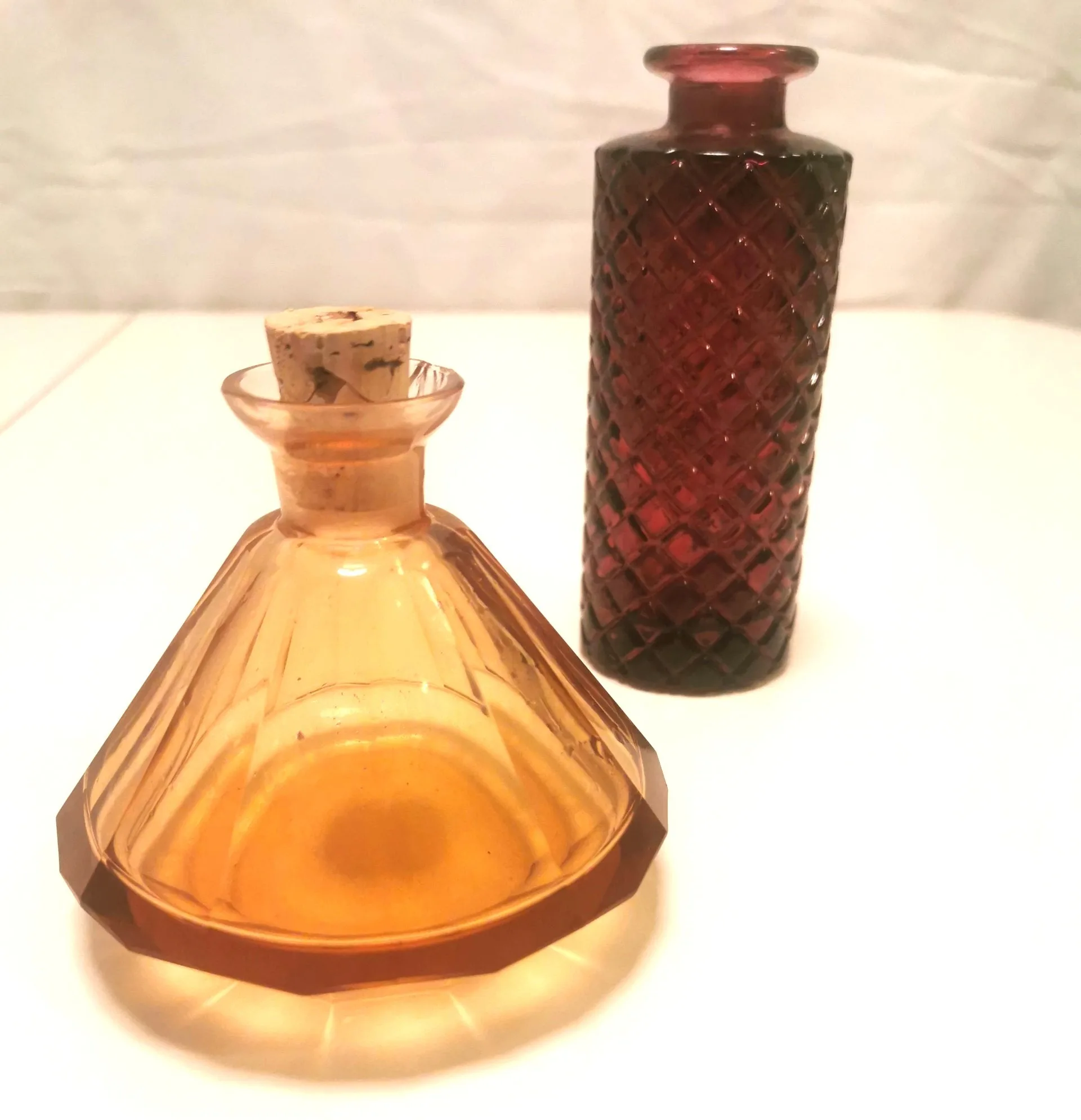 Pair of Vintage glass pieces- Gold Glass, Ruby Red image indicator(3)