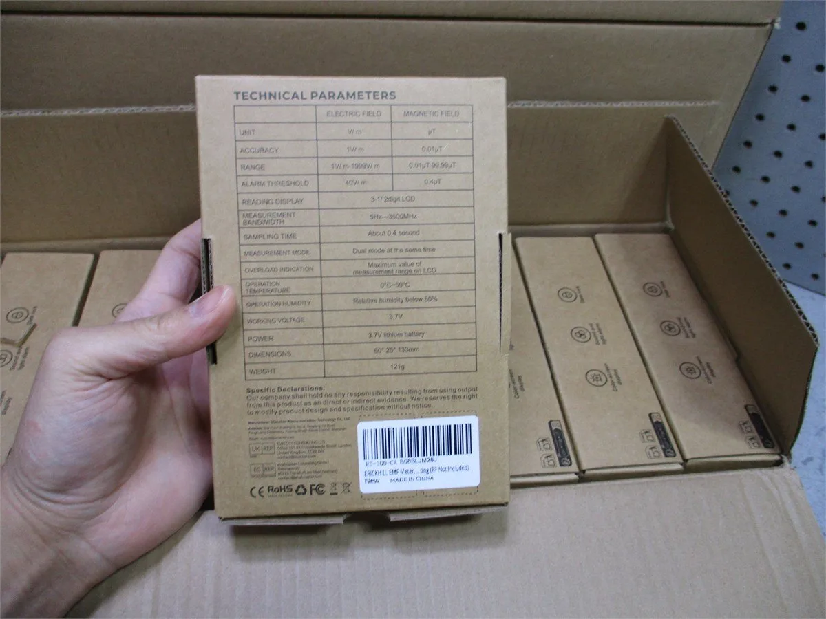 EMF Meter measure electric field around you for your safety! image indicator(9)