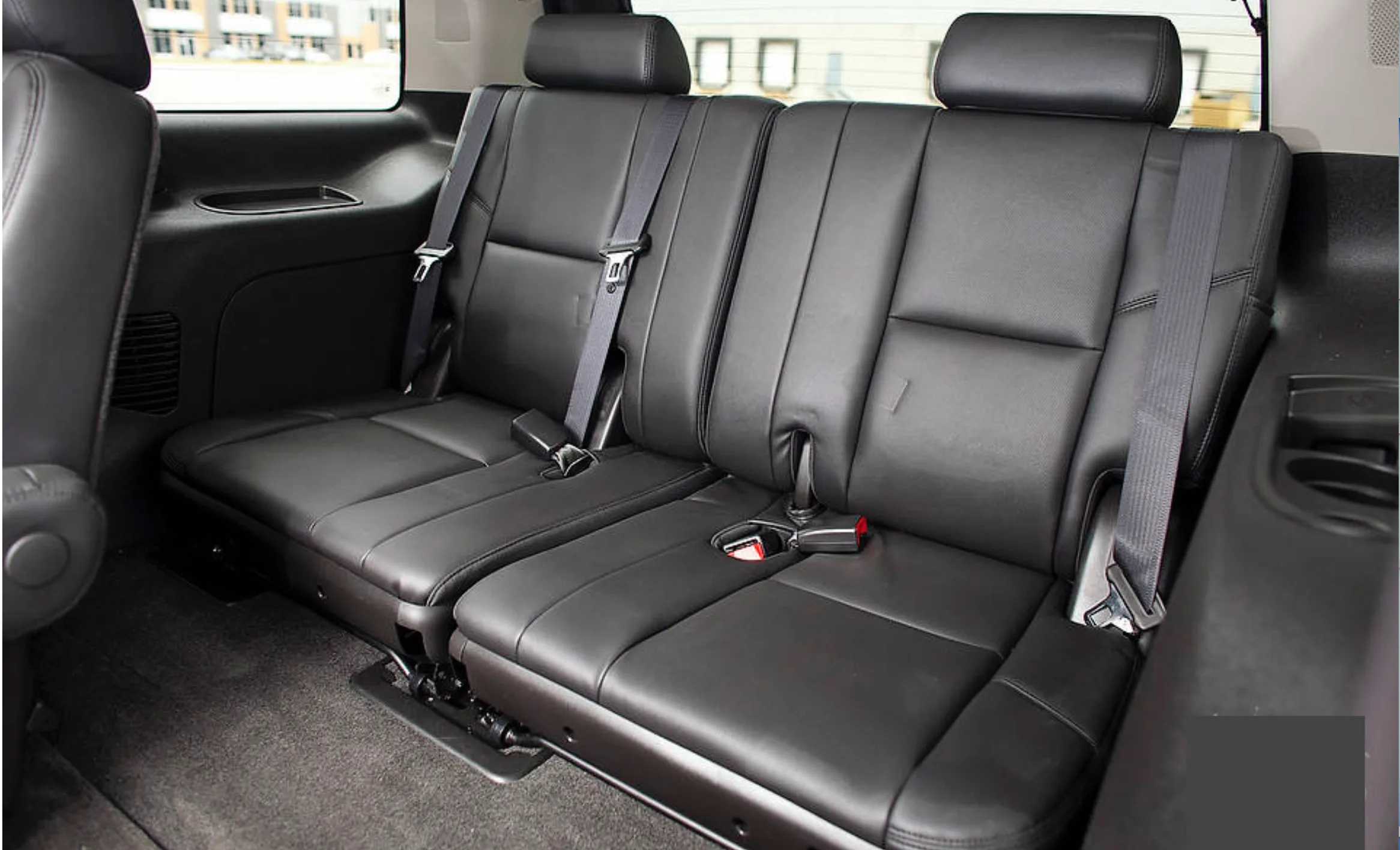 Luxury CADILLAC ESCALADE SUV 22" Rims, Leather NAV Tinted, AWD image indicator(7)