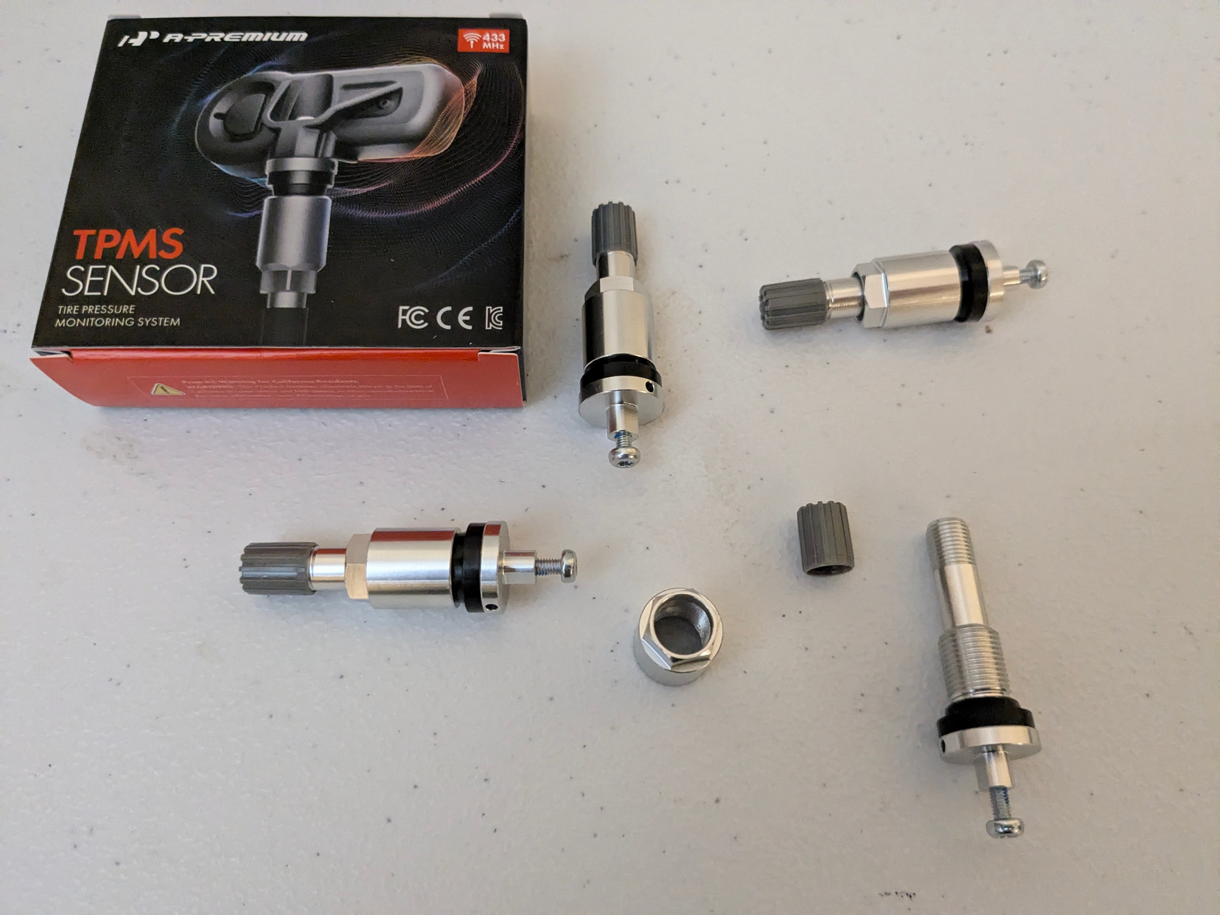 Air Valves for Tires/Rims (Does not include TPMS) DEAD AD