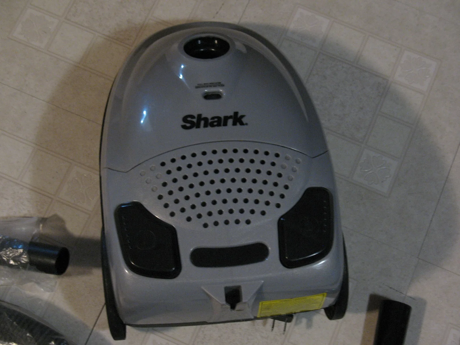 SHARK Quick Clean Canister Vacuum Cleaner, LIKE NEW image indicator(5)